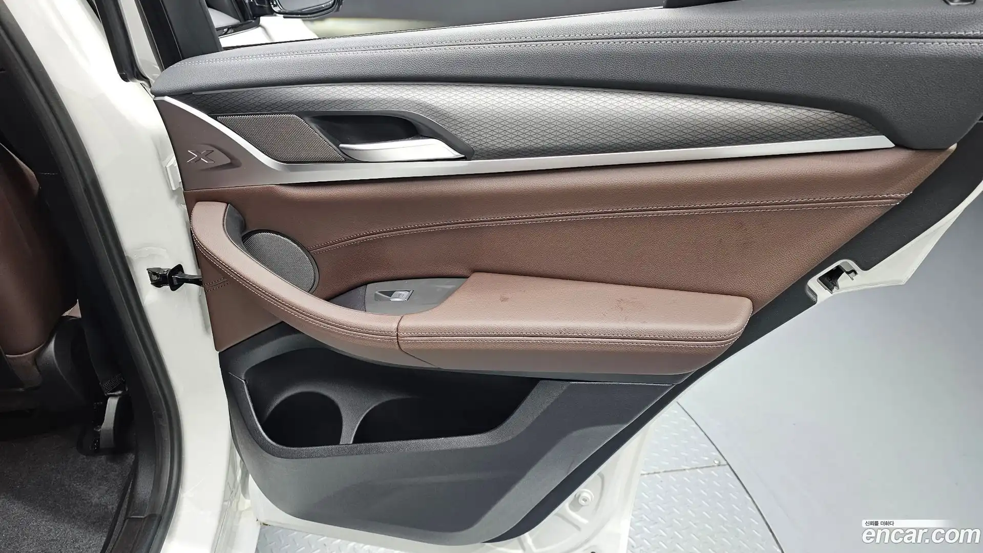 X4 BMW 2025.9-INNER-035