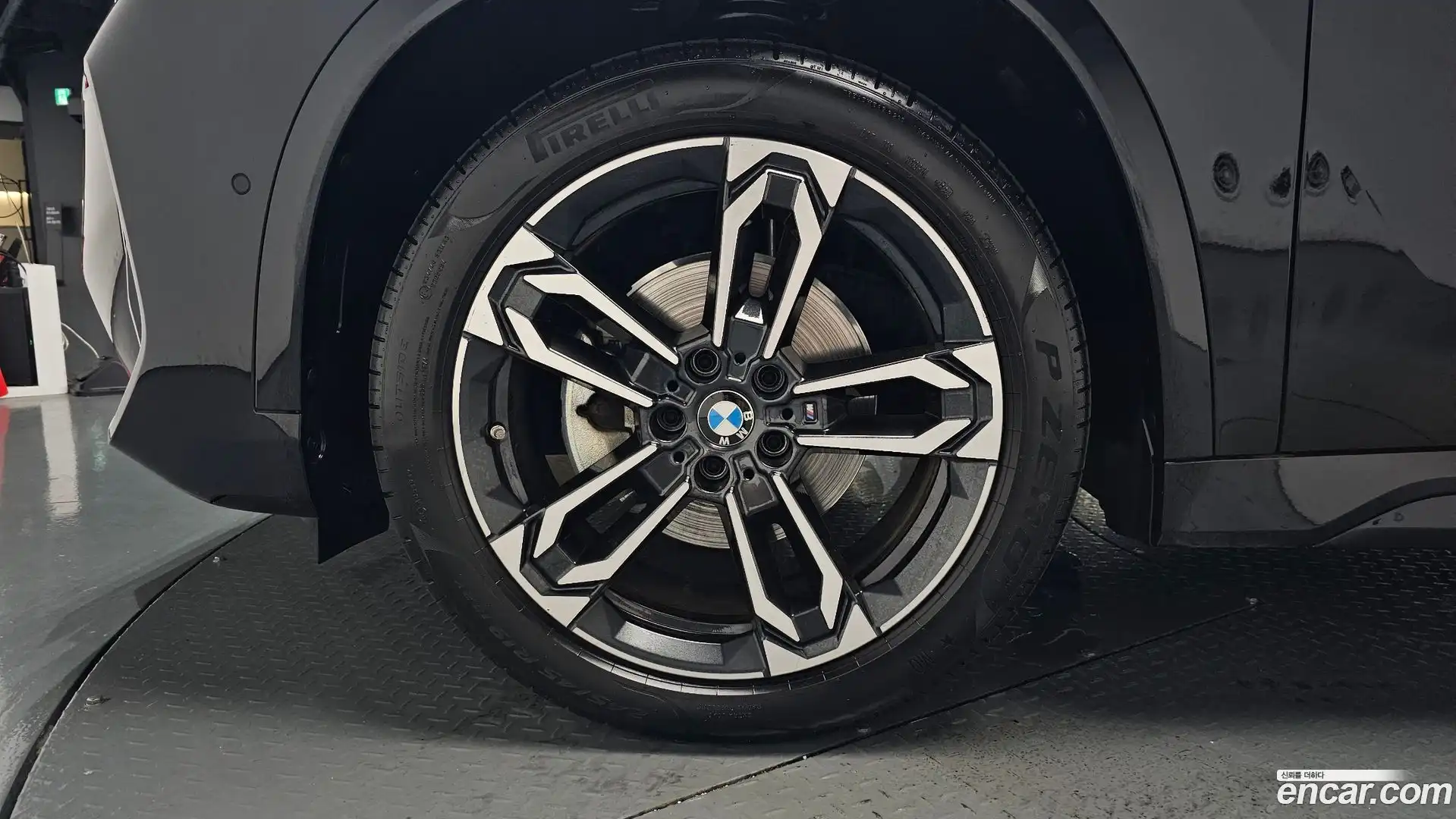 X1 BMW 2025.3-OUTER-005