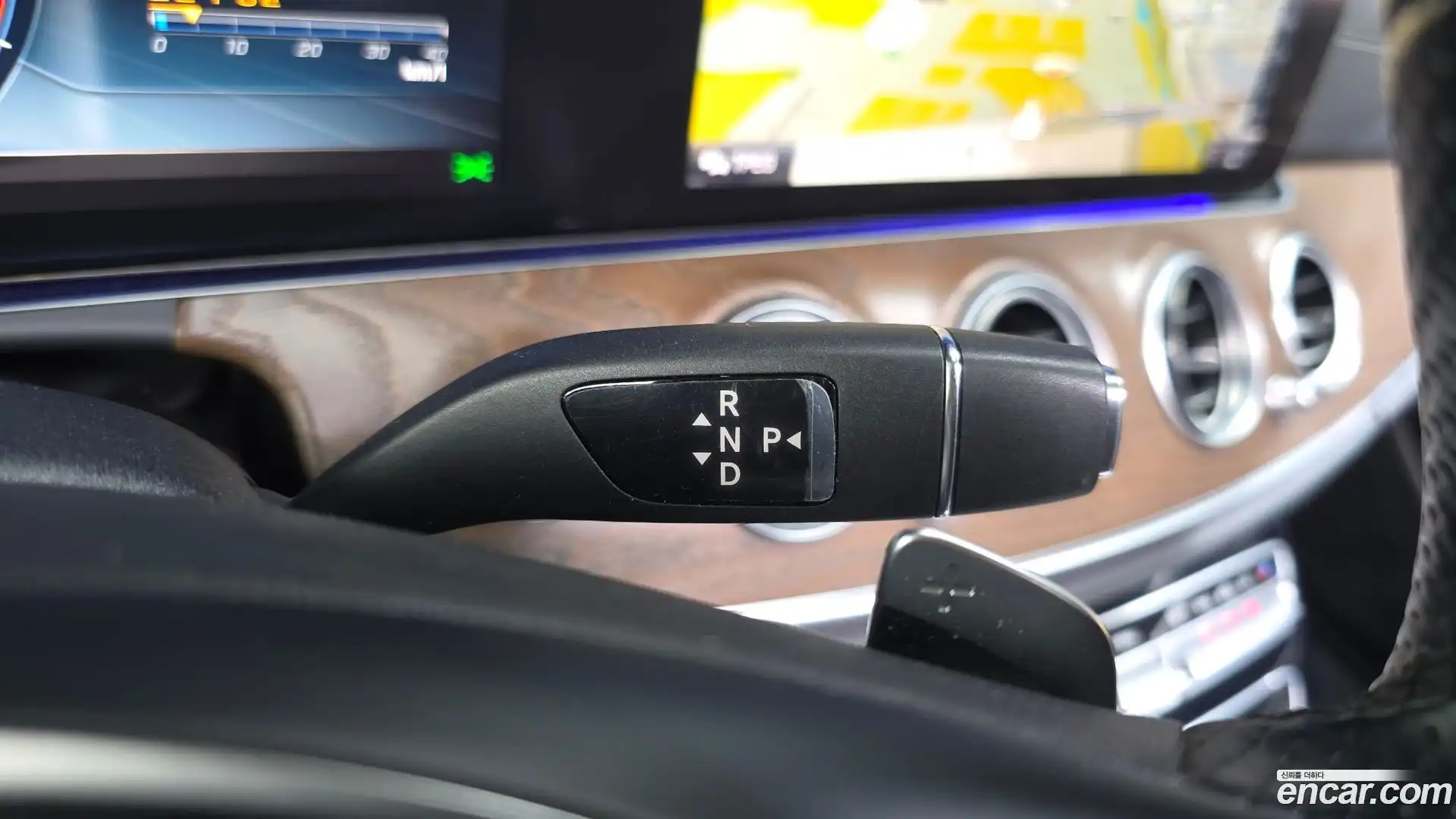 E-Class Mercedes-Benz 2017.10-INNER-009