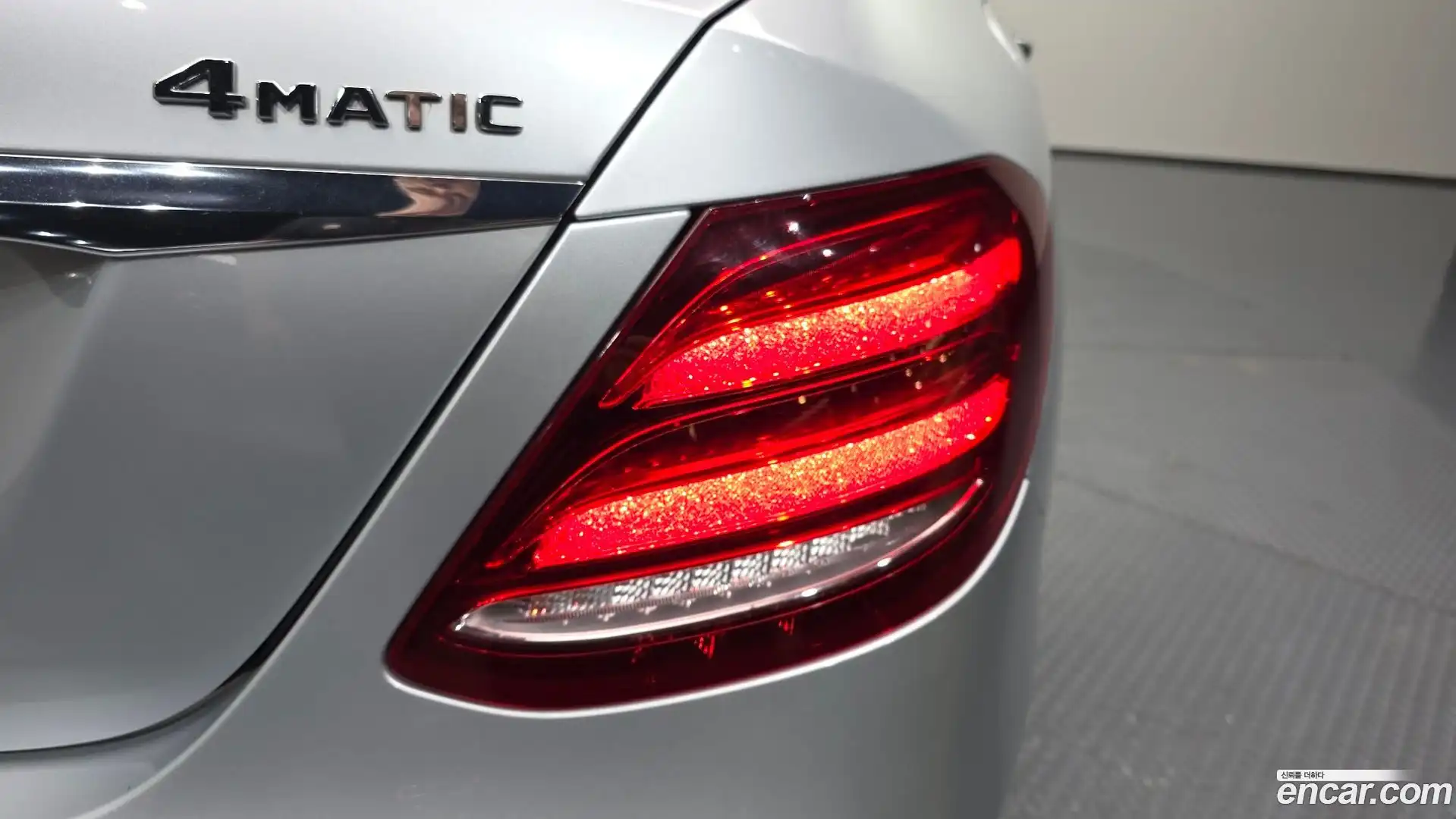 E-Class Mercedes-Benz 2017.10-OUTER-033