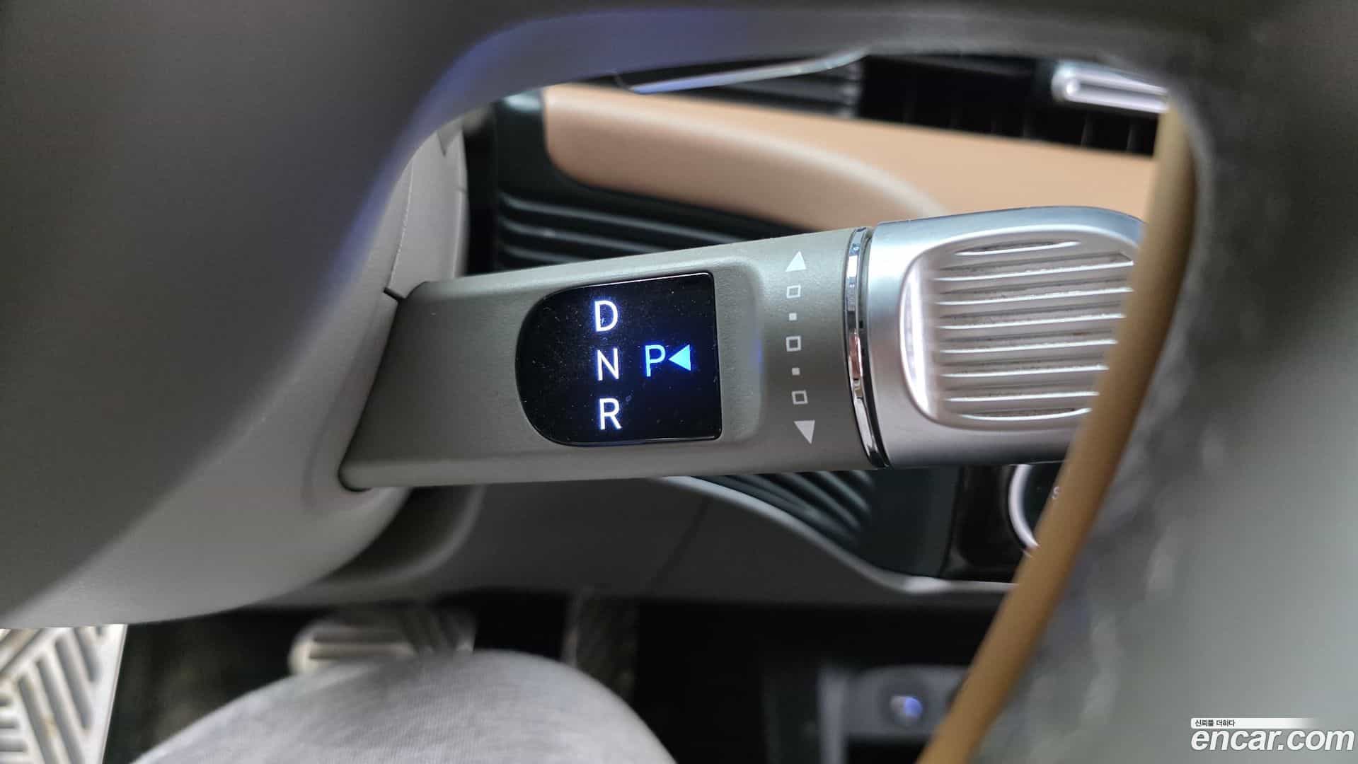 Ioniq5 Hyundai 2022.2-INNER-009