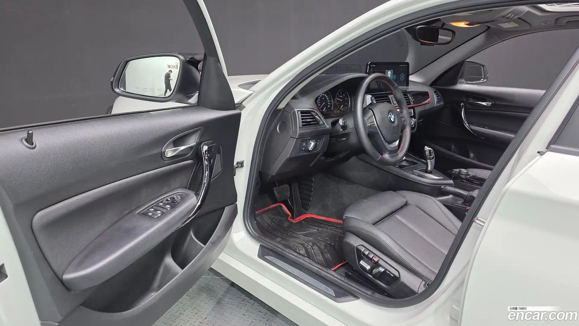 1-Series BMW 2018.11-INNER-010