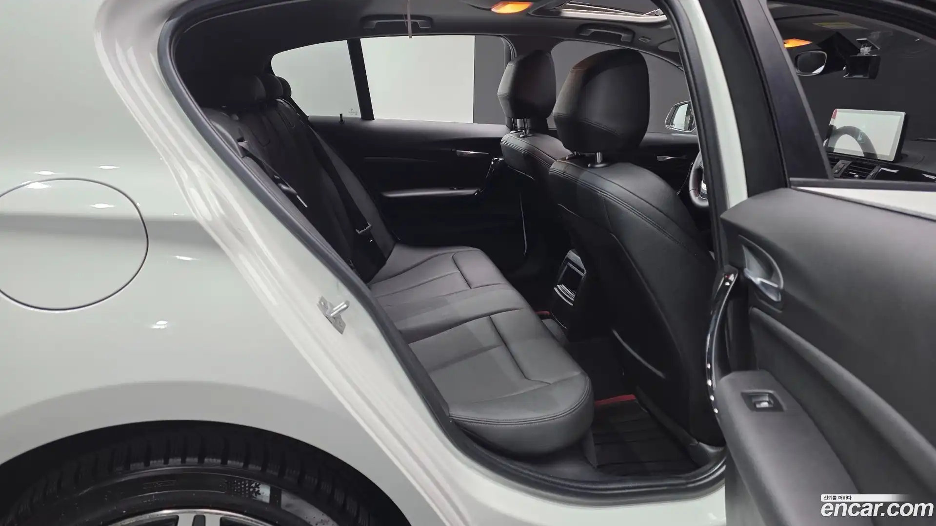 1-Series BMW 2018.11-OPTION-015