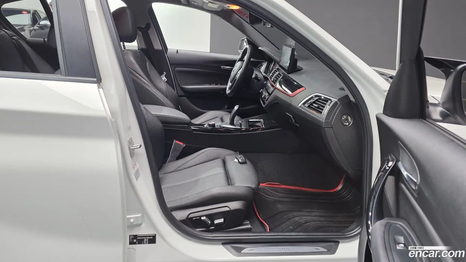 1-Series BMW 2018.11-INNER-036