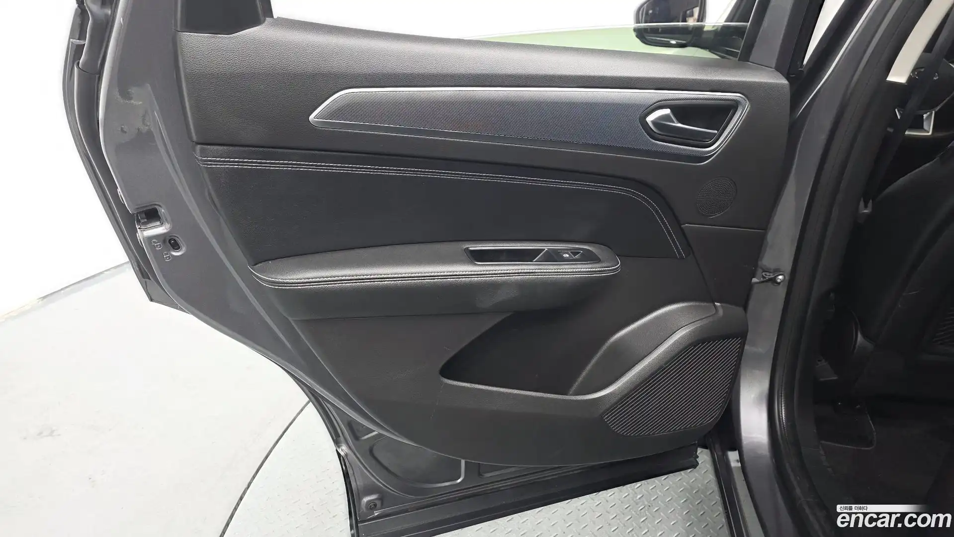 XM3 Renault Korea 2020.3-INNER-035