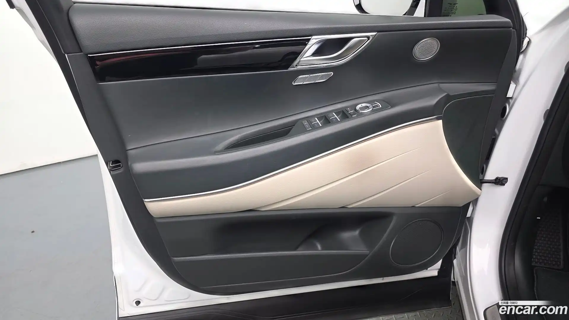 GV80 Genesis 2024.2-INNER-034