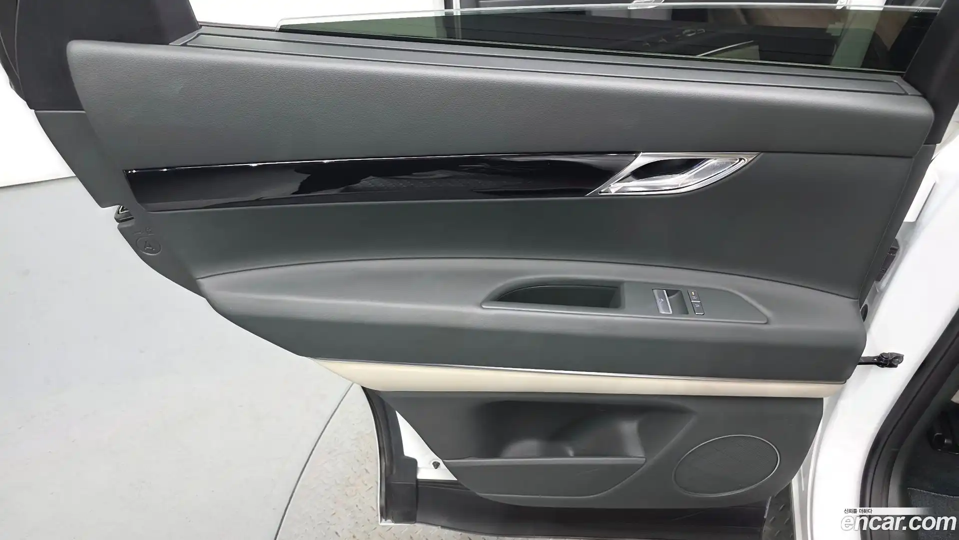 GV80 Genesis 2024.2-INNER-035