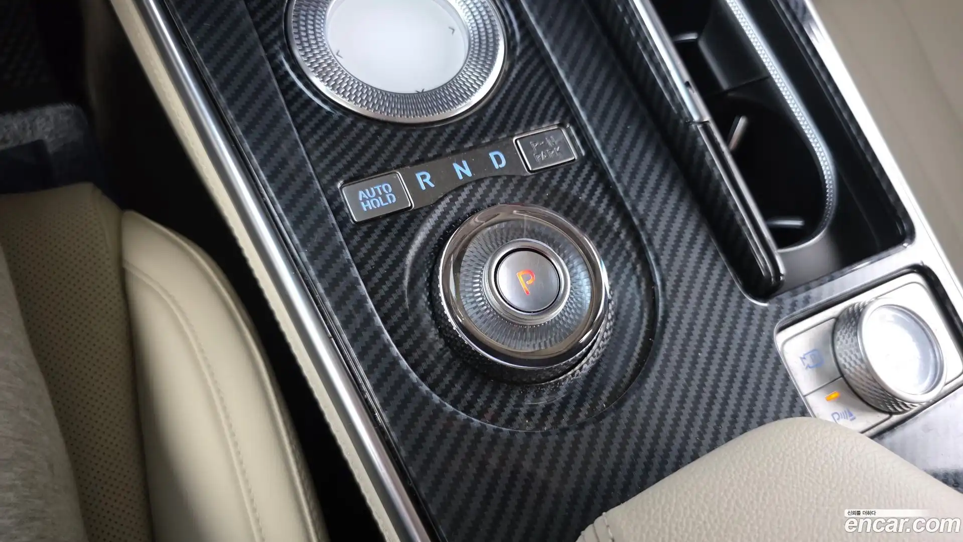 GV80 Genesis 2022.6-INNER-009