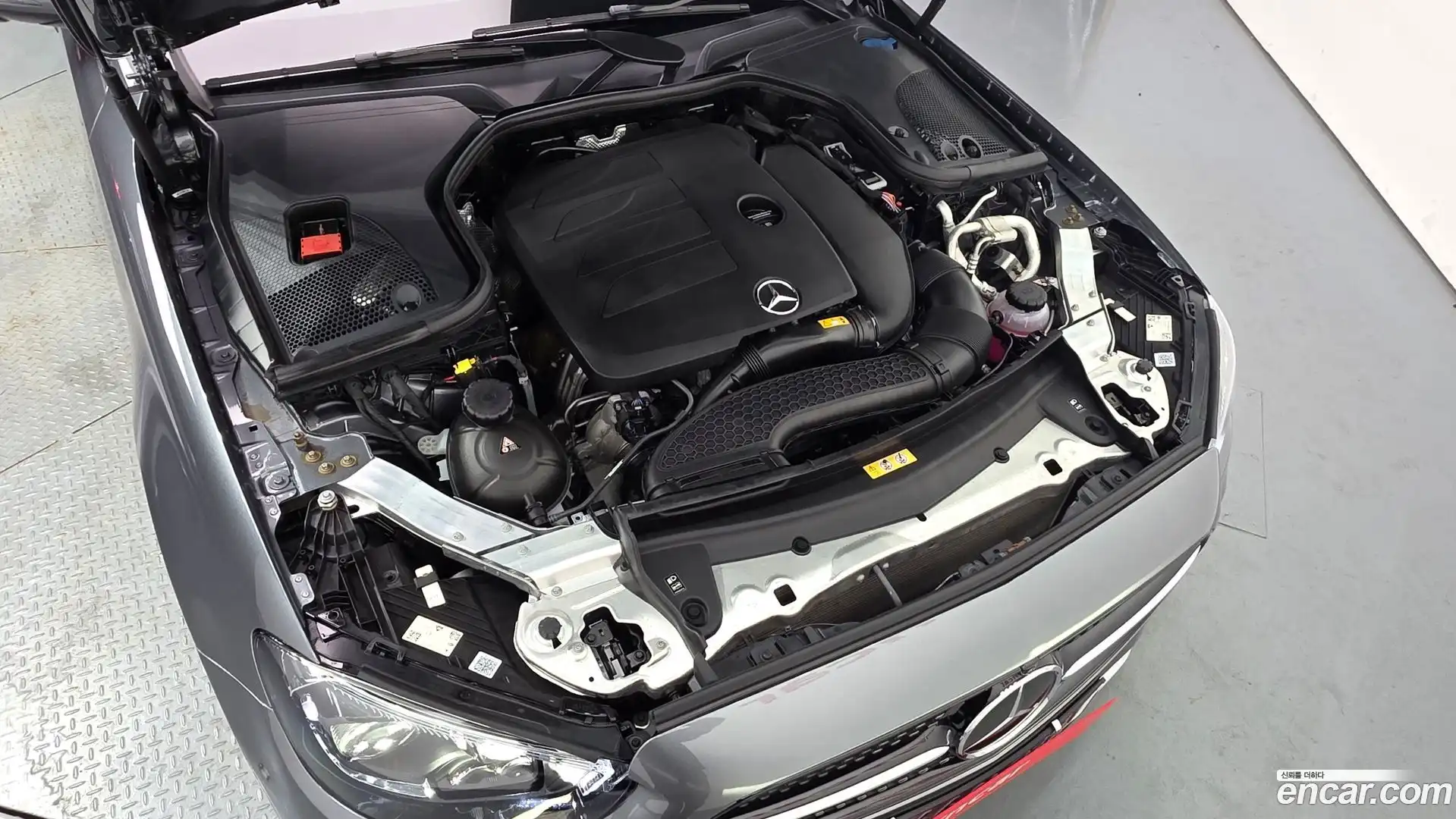 E-Class Mercedes-Benz 2021.4-OUTER-006