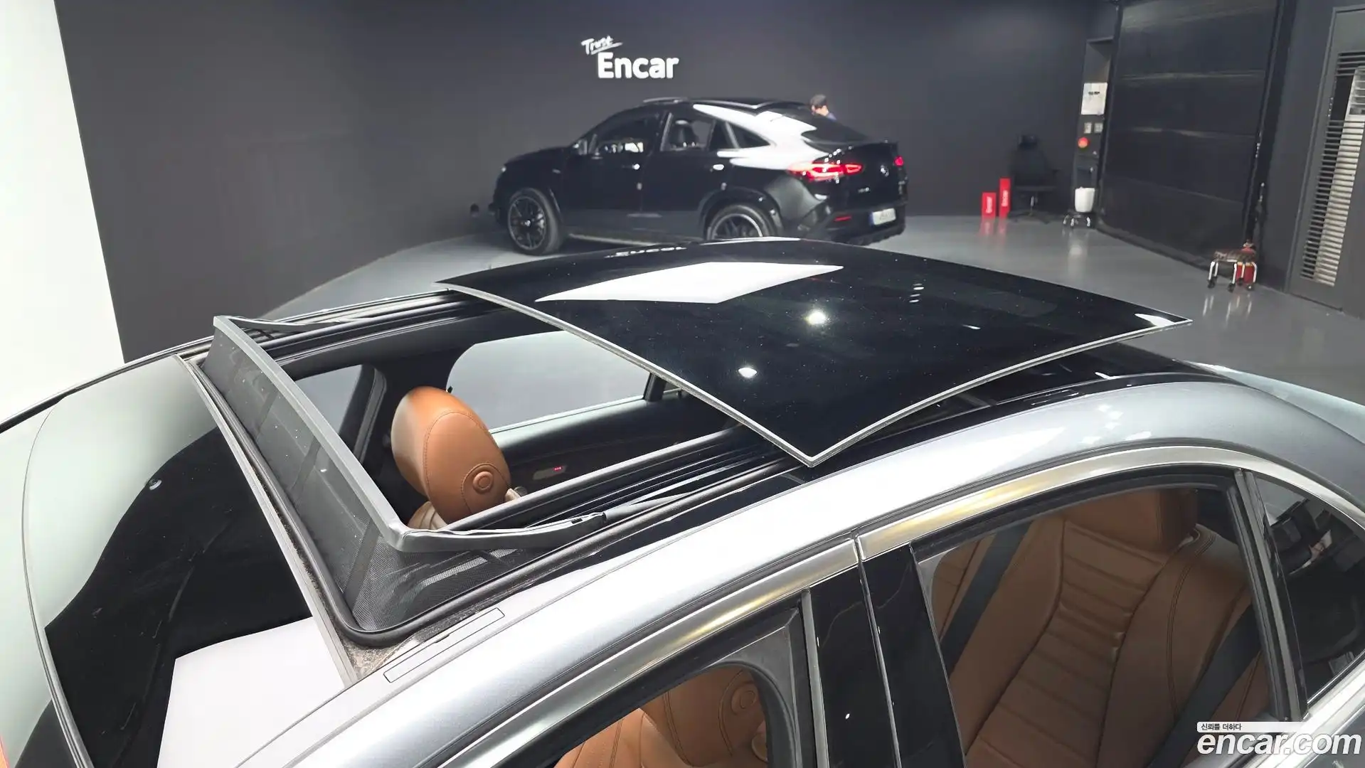 E-Class Mercedes-Benz 2021.4-OPTION-020