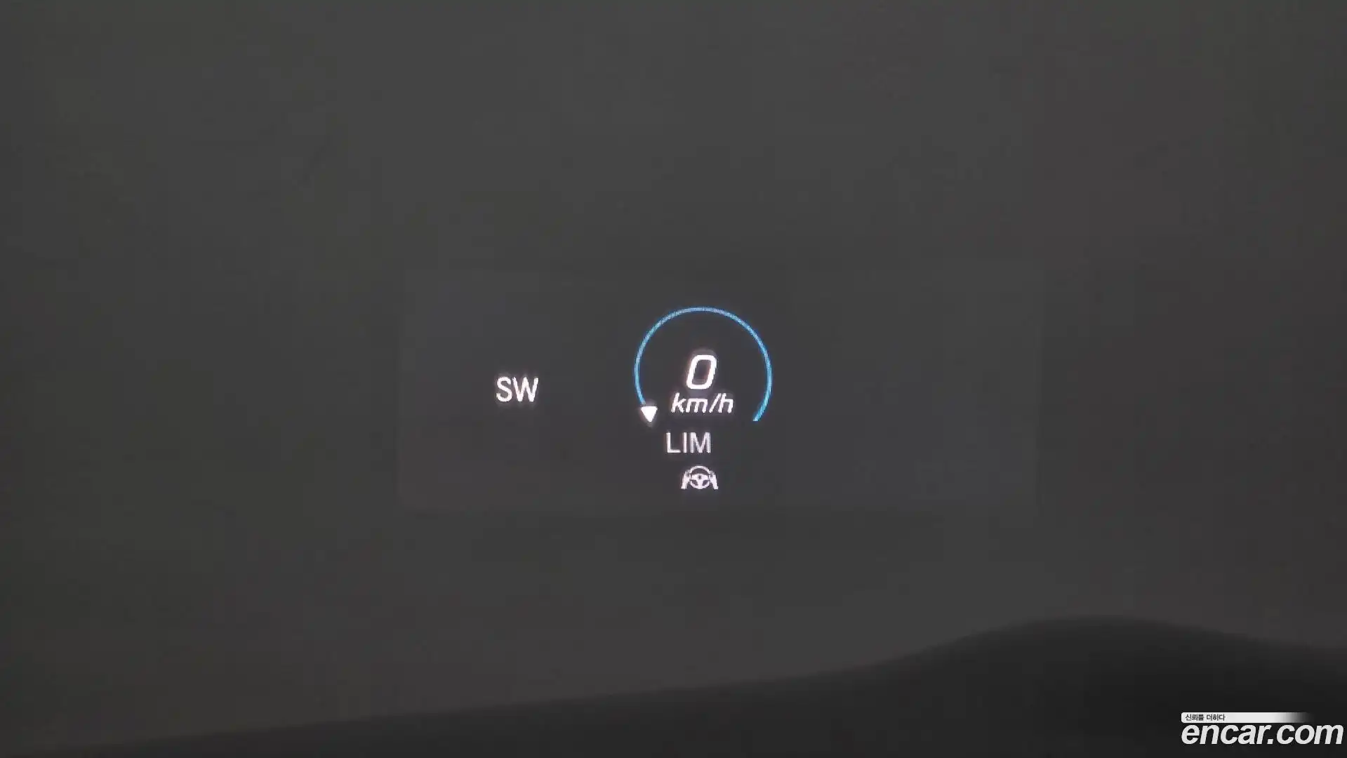 E-Class Mercedes-Benz 2021.4-OPTION-044