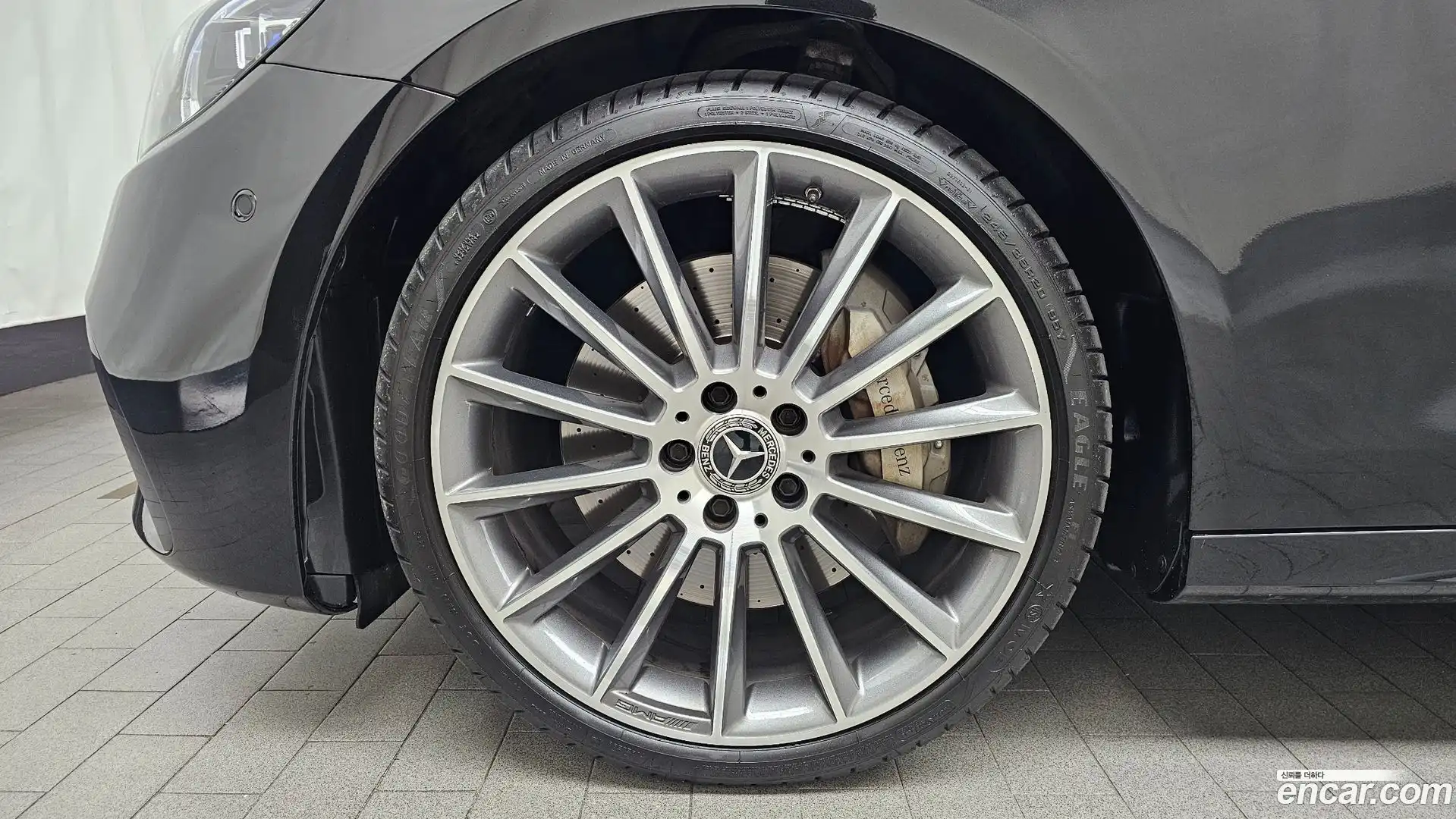 E-Class Mercedes-Benz 2022.6-OUTER-005