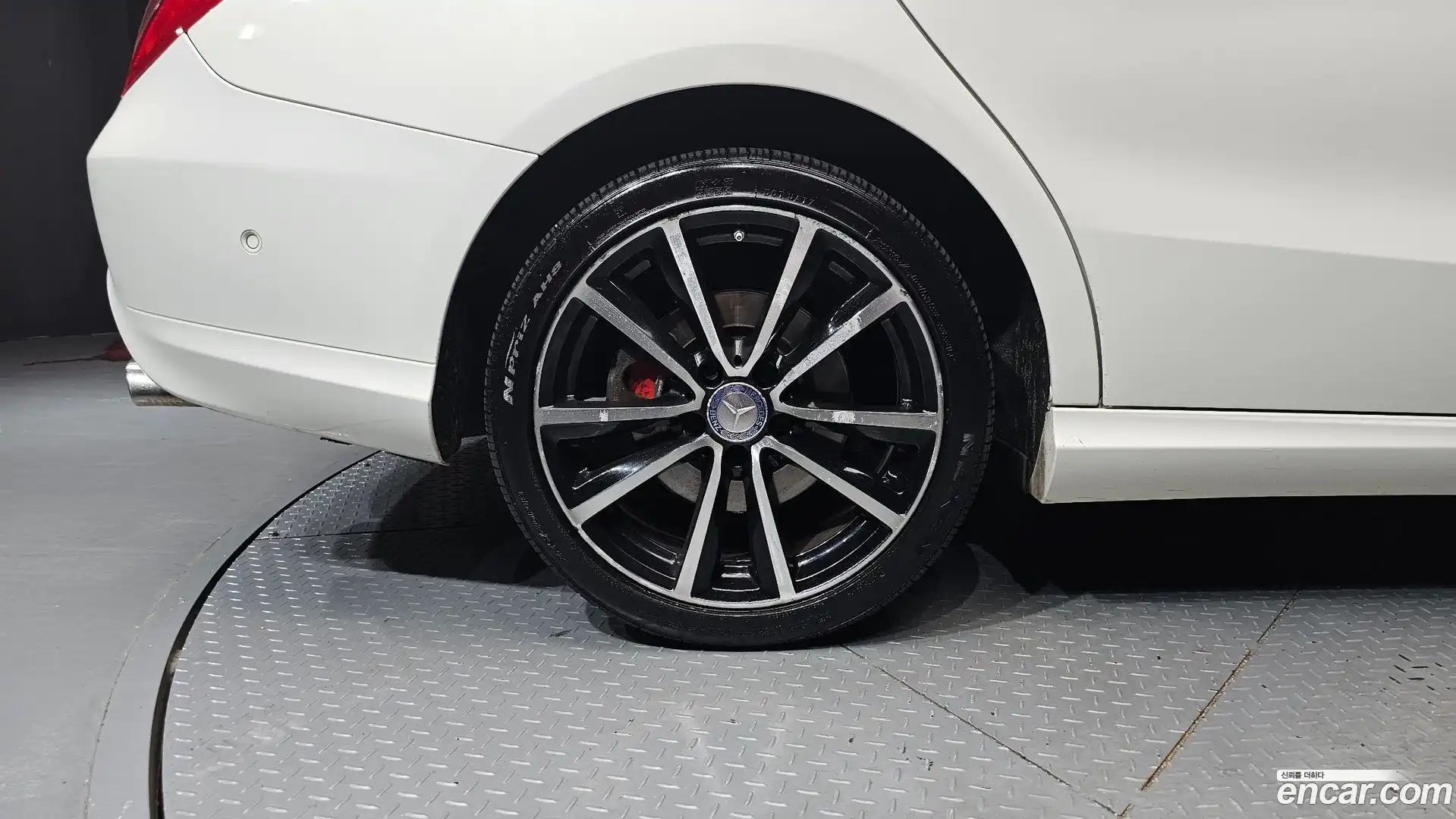 CLA-Class Mercedes-Benz 2016.6-OUTER-005