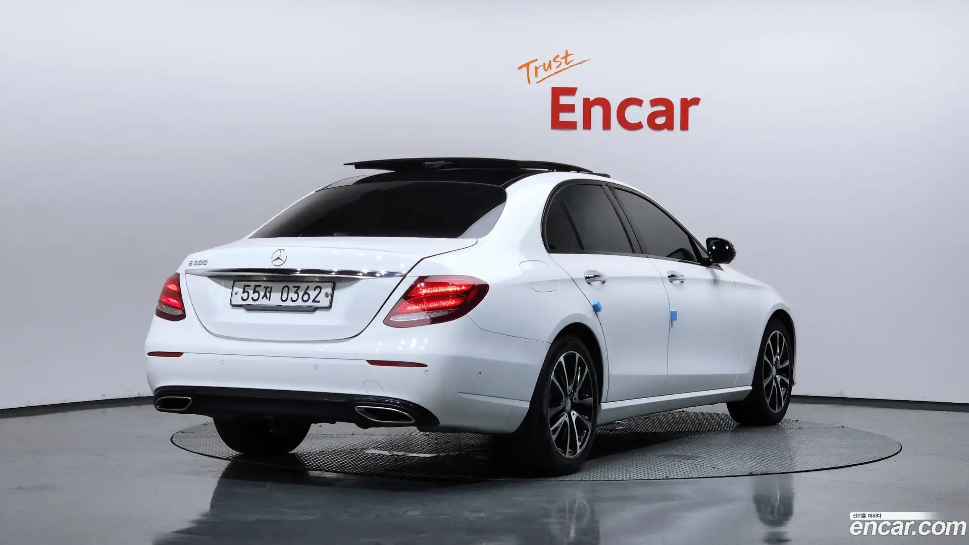 E-Class Mercedes-Benz 2016.8-OUTER-002