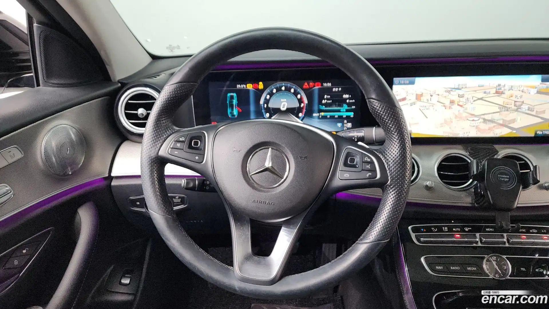 E-Class Mercedes-Benz 2016.8-OPTION-017