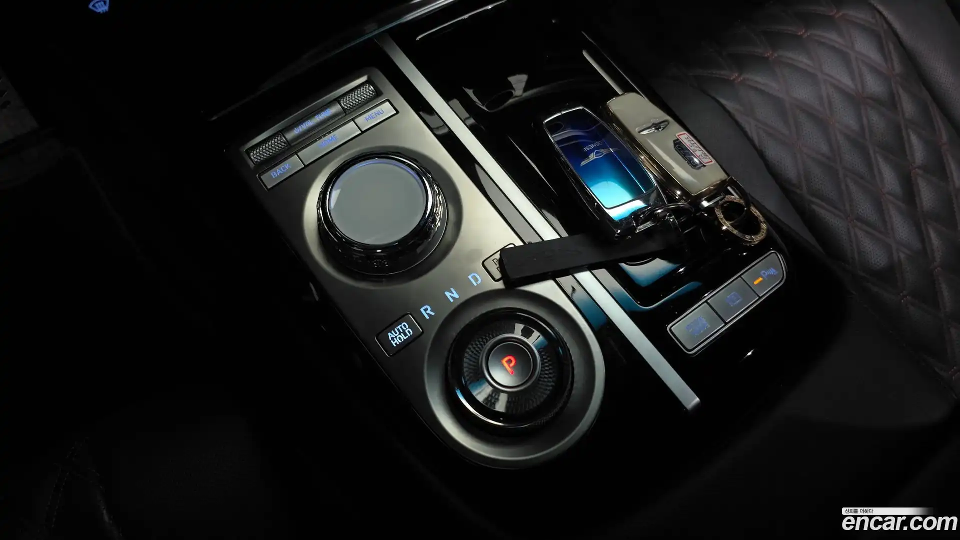 G80 Genesis 2022.11-INNER-009