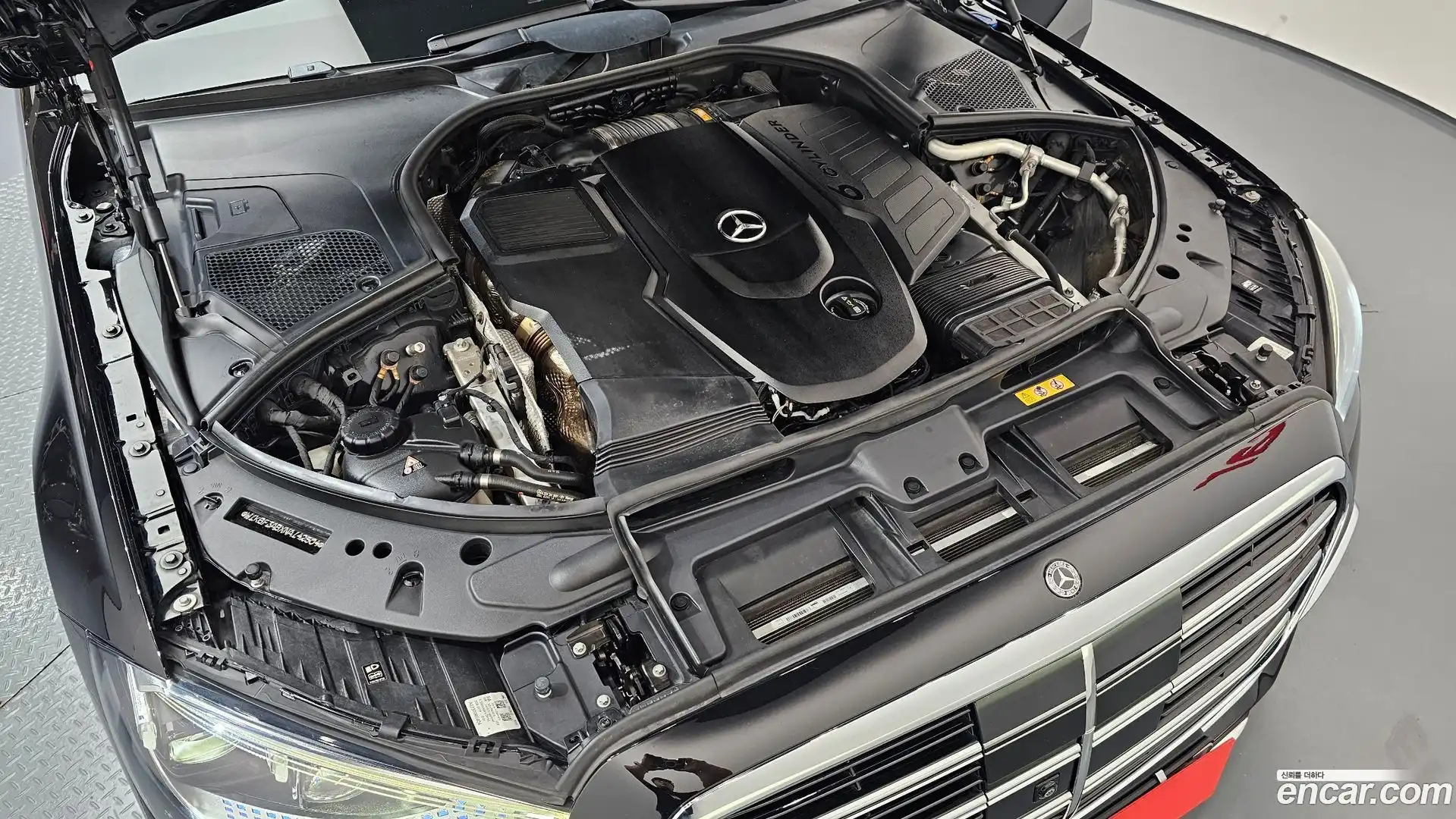 S-Class Mercedes-Benz 2022.4-OUTER-006
