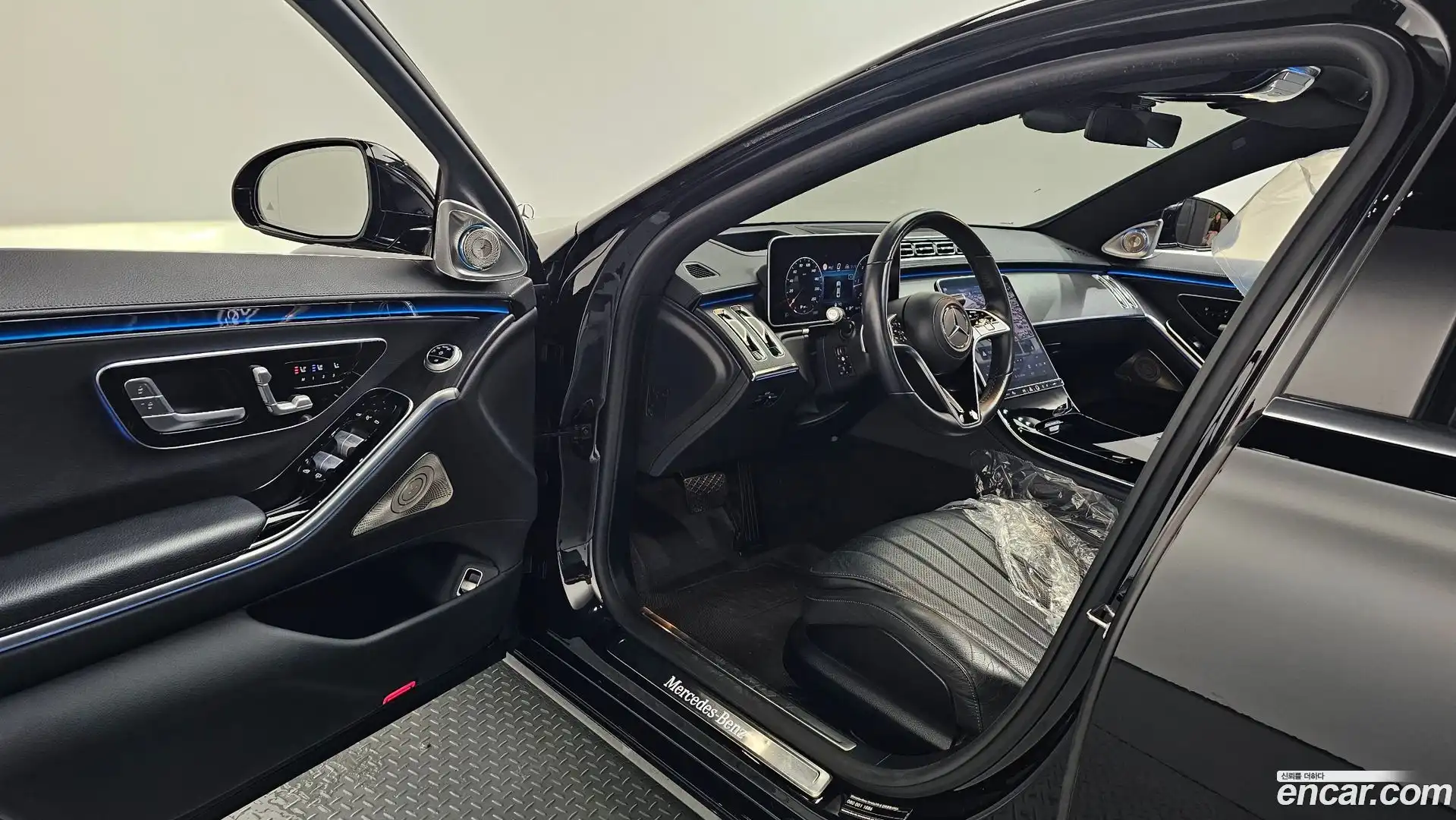 S-Class Mercedes-Benz 2022.4-INNER-010