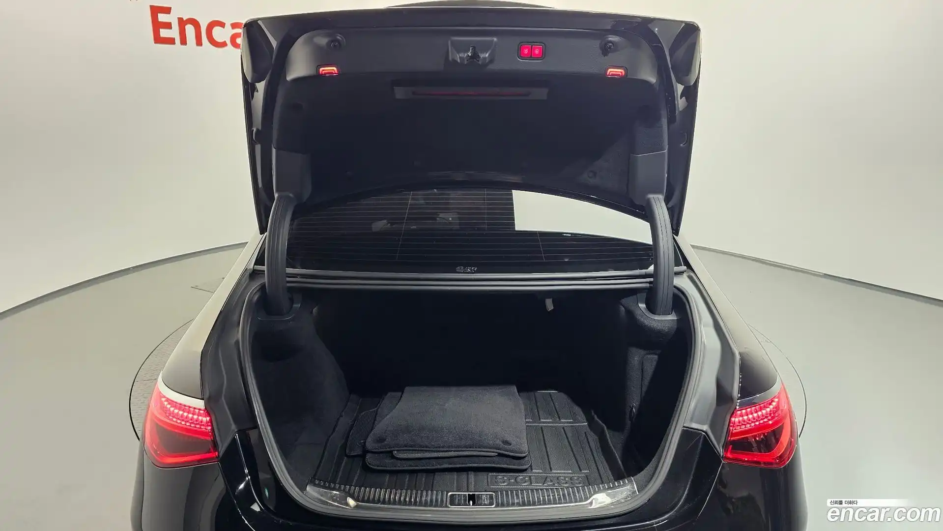 S-Class Mercedes-Benz 2022.4-OPTION-022