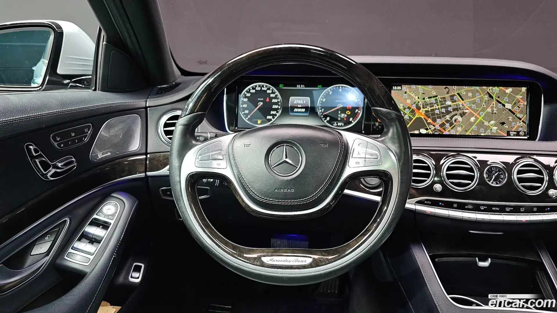S-Class Mercedes-Benz 2015.1-OPTION-017