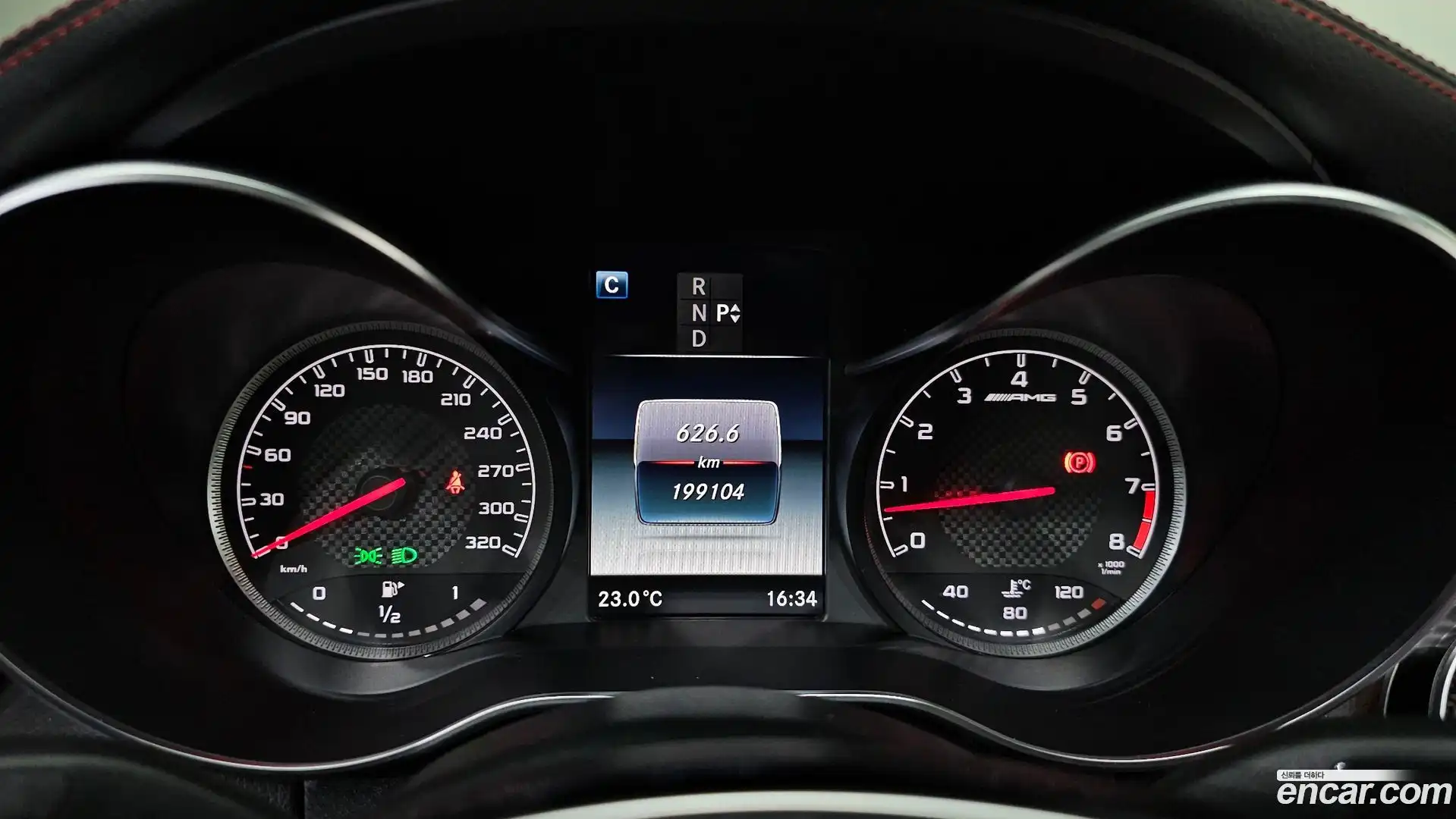 C-Class Mercedes-Benz 2018.6-INNER-008
