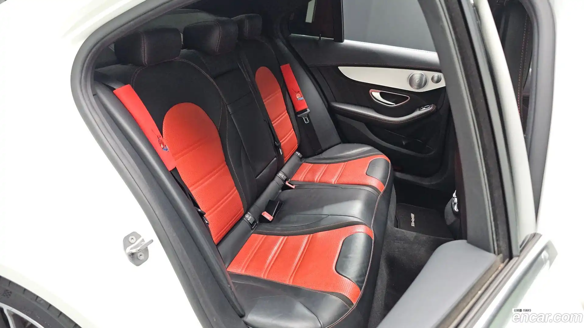 C-Class Mercedes-Benz 2018.6-OPTION-015