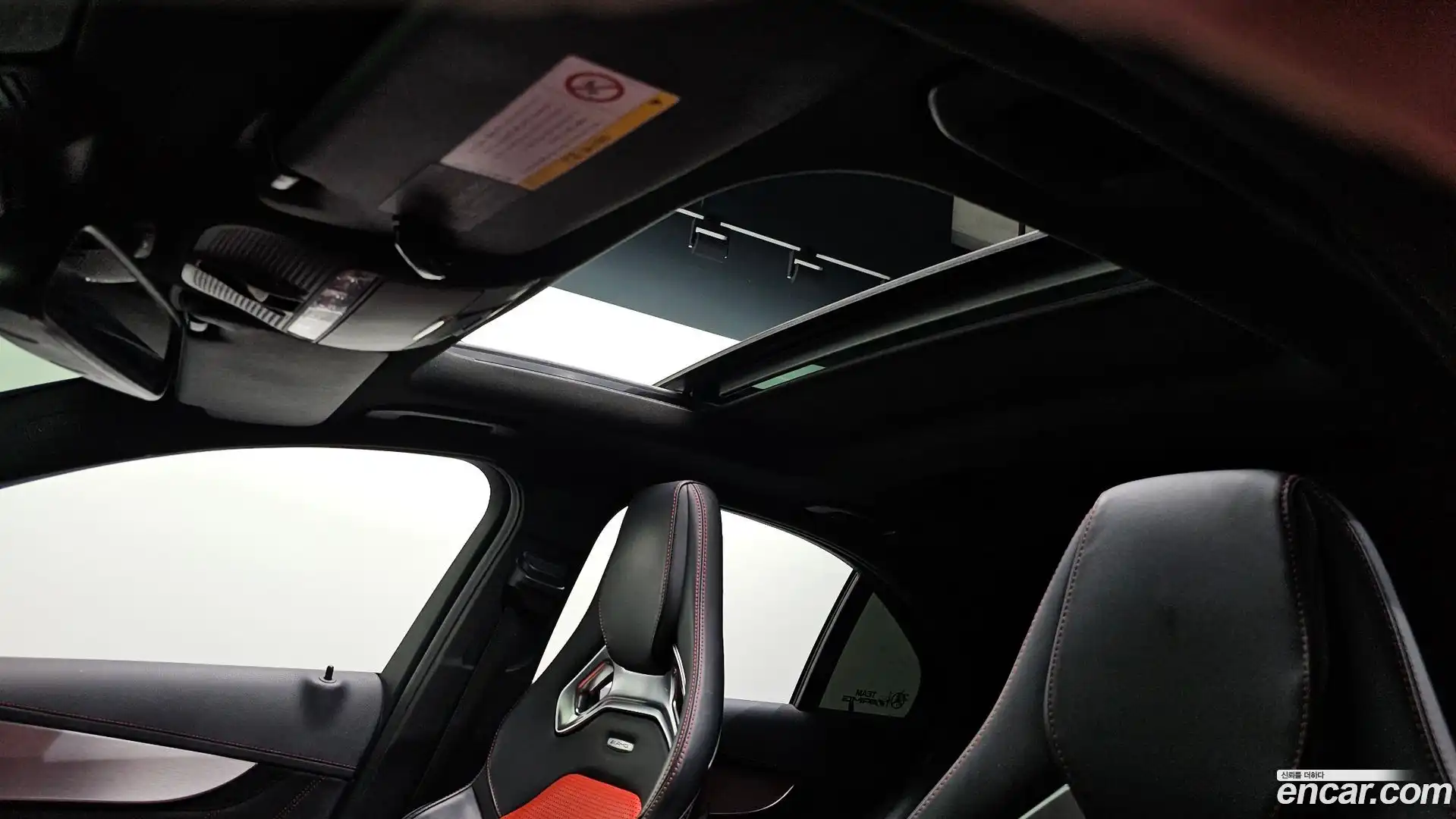C-Class Mercedes-Benz 2018.6-OPTION-022