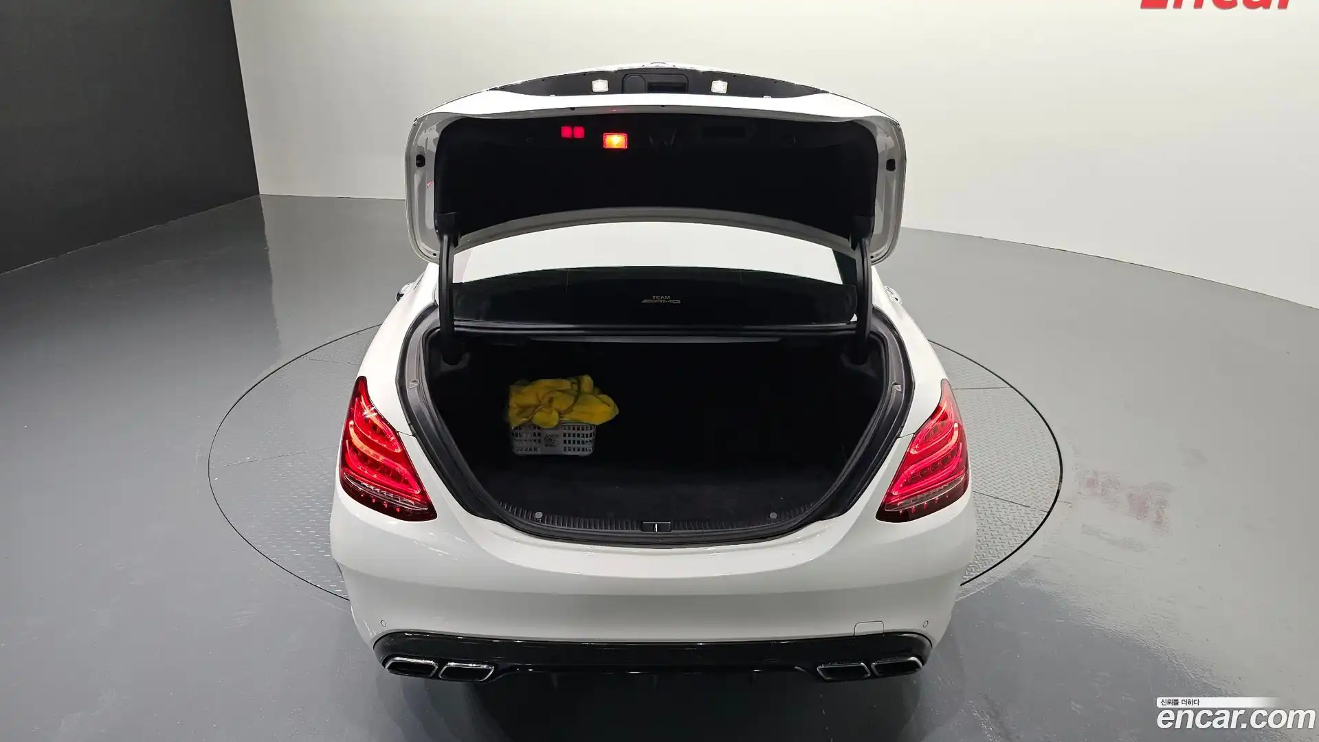 C-Class Mercedes-Benz 2018.6-OPTION-024
