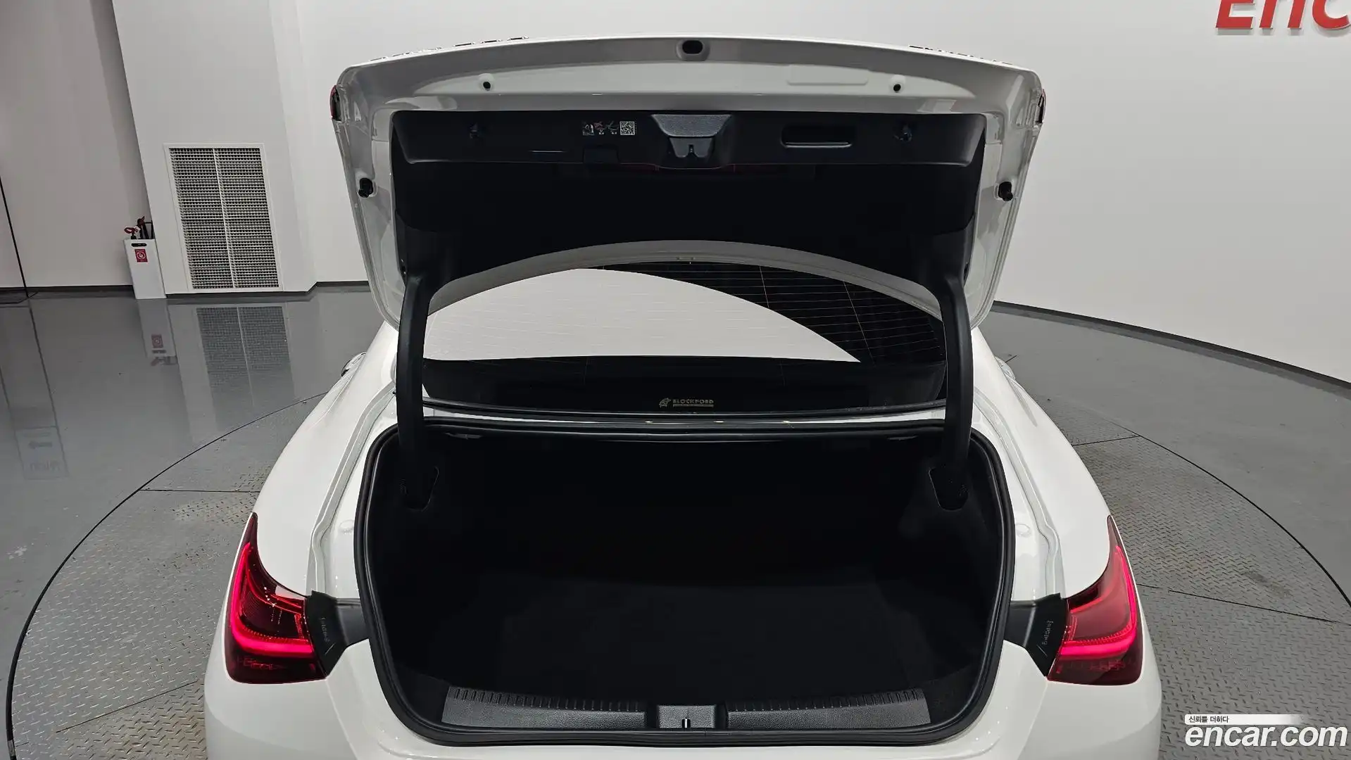 CLA-Class Mercedes-Benz 2024.10-OPTION-024