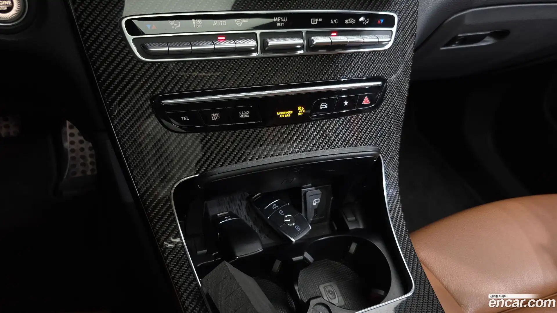 GLC-Class Mercedes-Benz 2021.6-OPTION-044