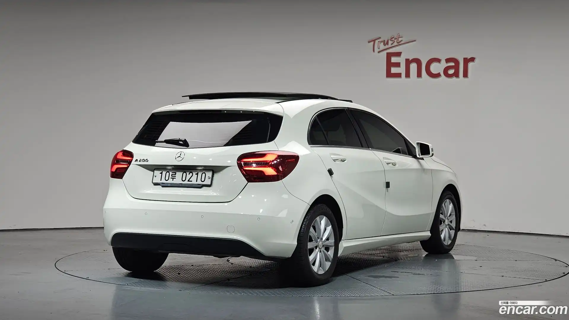 A-Class Mercedes-Benz 2016.10-OUTER-002