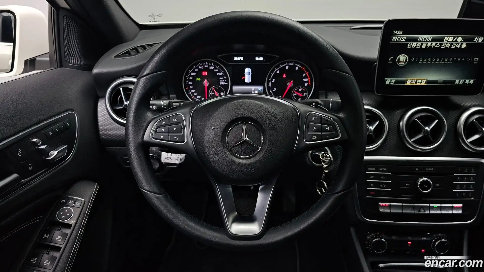 A-Class Mercedes-Benz 2016.10-OPTION-017