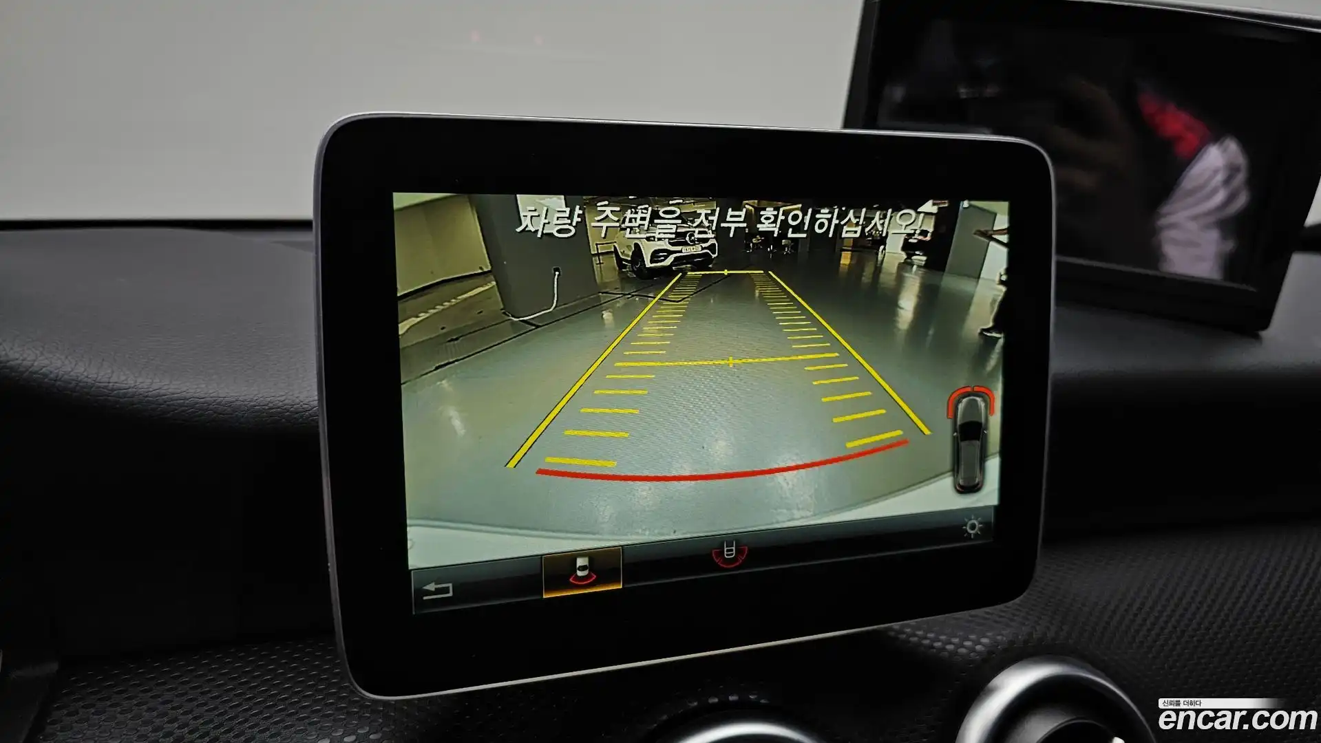 A-Class Mercedes-Benz 2016.10-OPTION-019