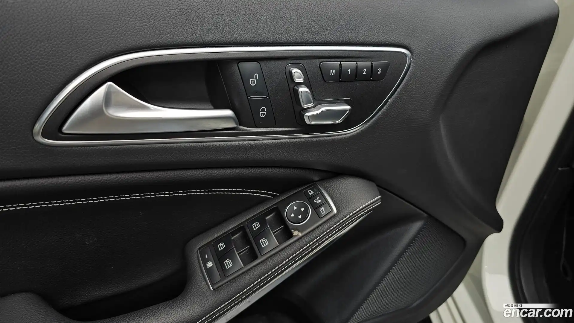 A-Class Mercedes-Benz 2016.10-OPTION-022