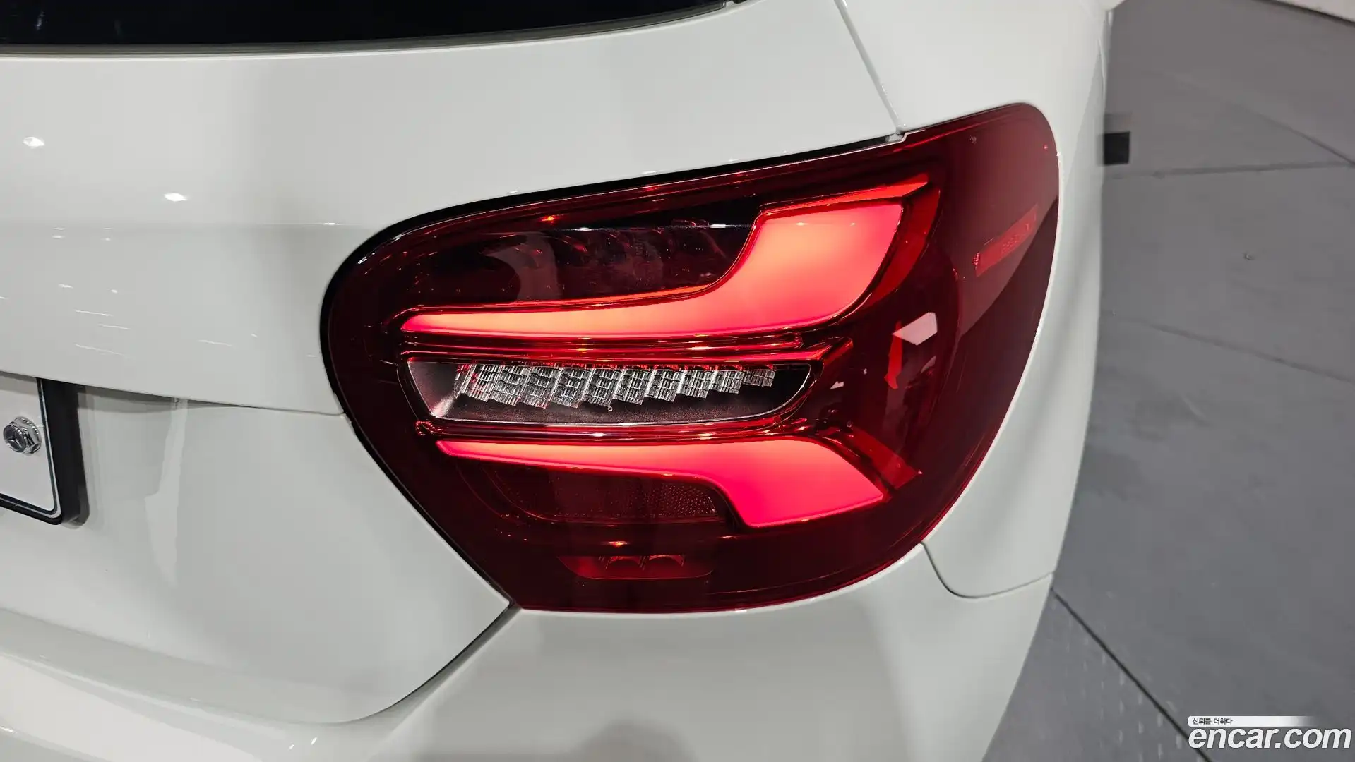 A-Class Mercedes-Benz 2016.10-OUTER-033