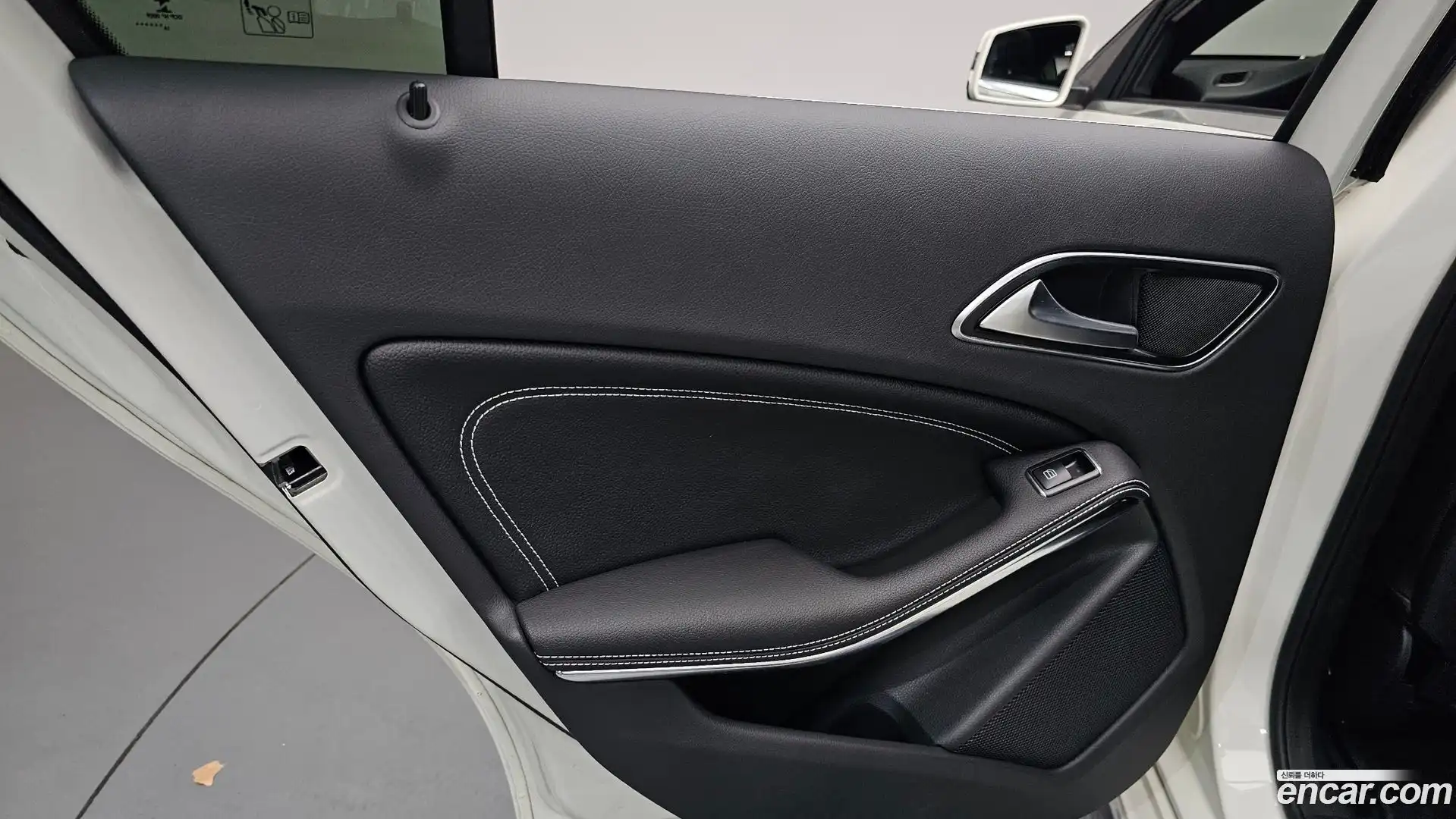 A-Class Mercedes-Benz 2016.10-INNER-035