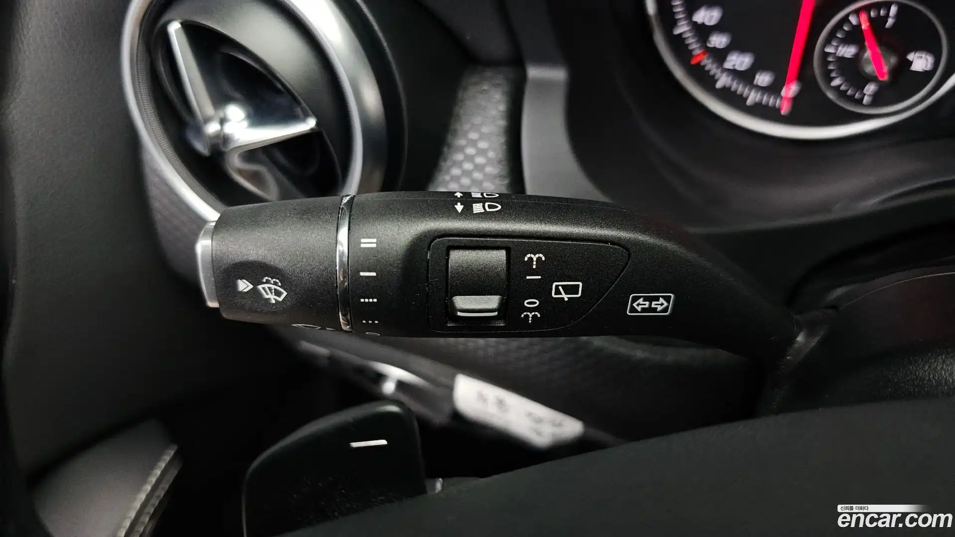 A-Class Mercedes-Benz 2016.10-OPTION-040