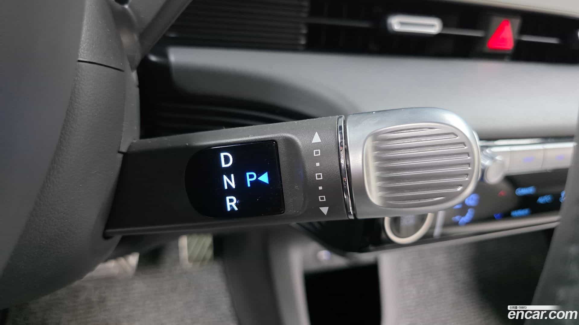Ioniq5 Hyundai 2022.1-INNER-009