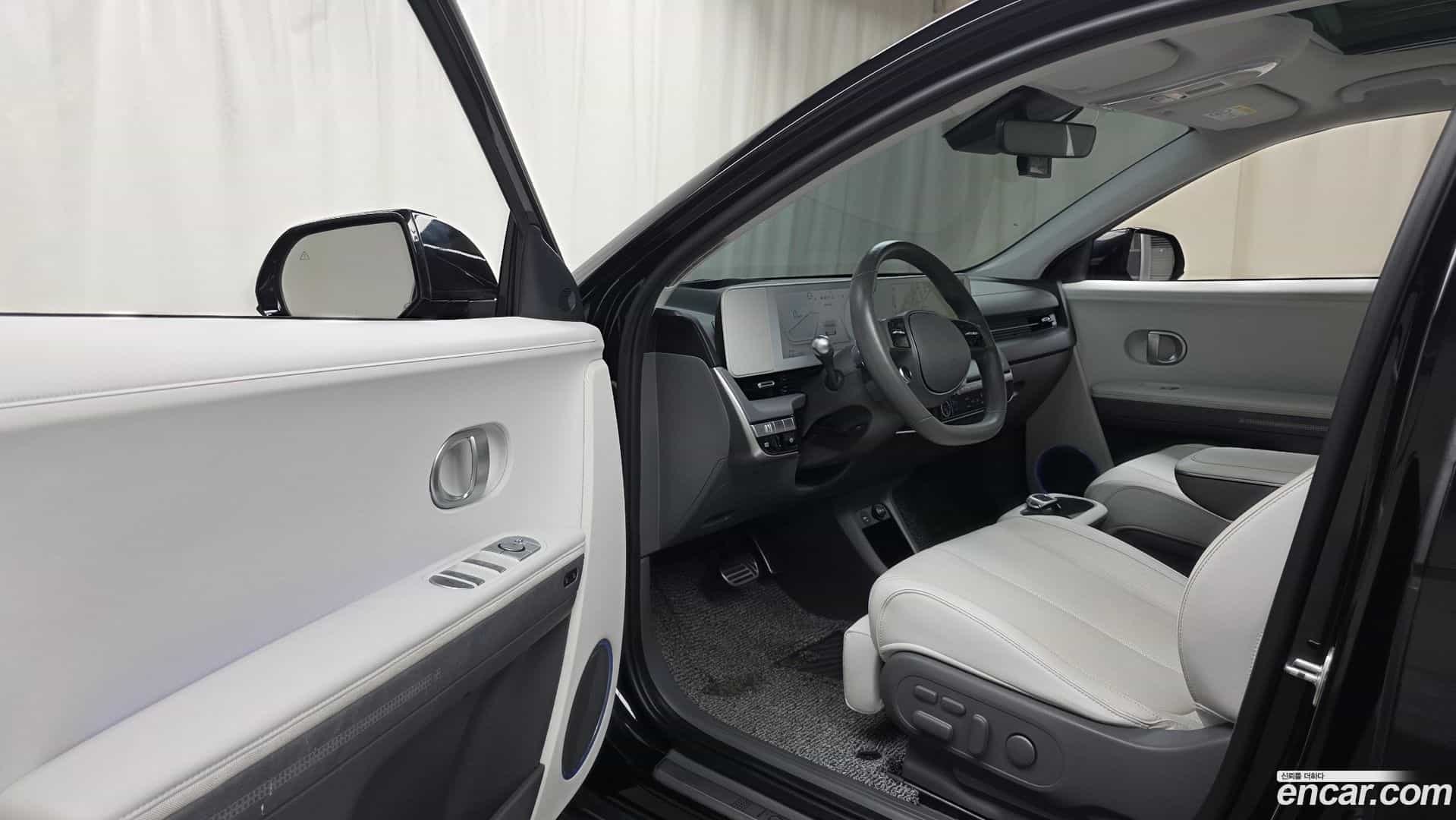 Ioniq5 Hyundai 2022.1-INNER-010