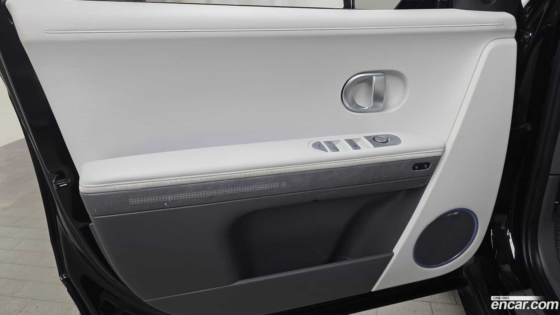 Ioniq5 Hyundai 2022.1-INNER-034