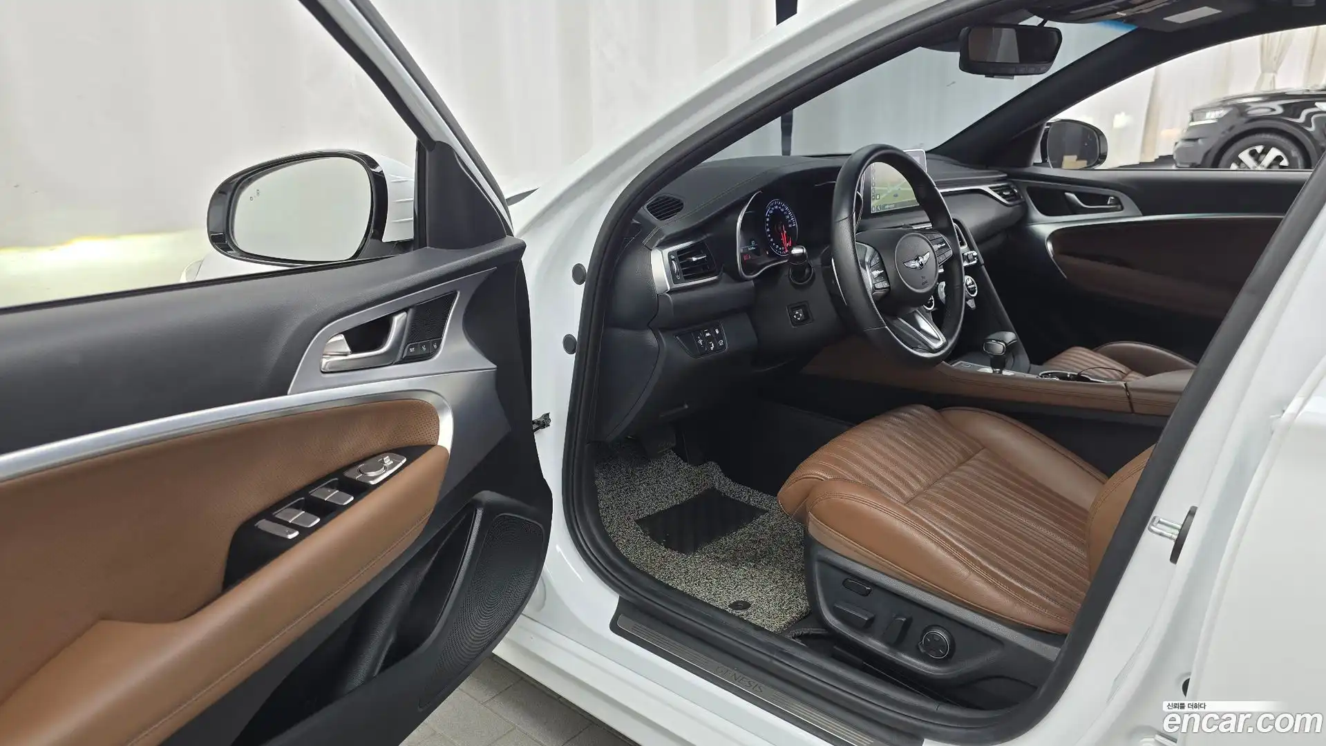 G70 Genesis 2020.5-INNER-010