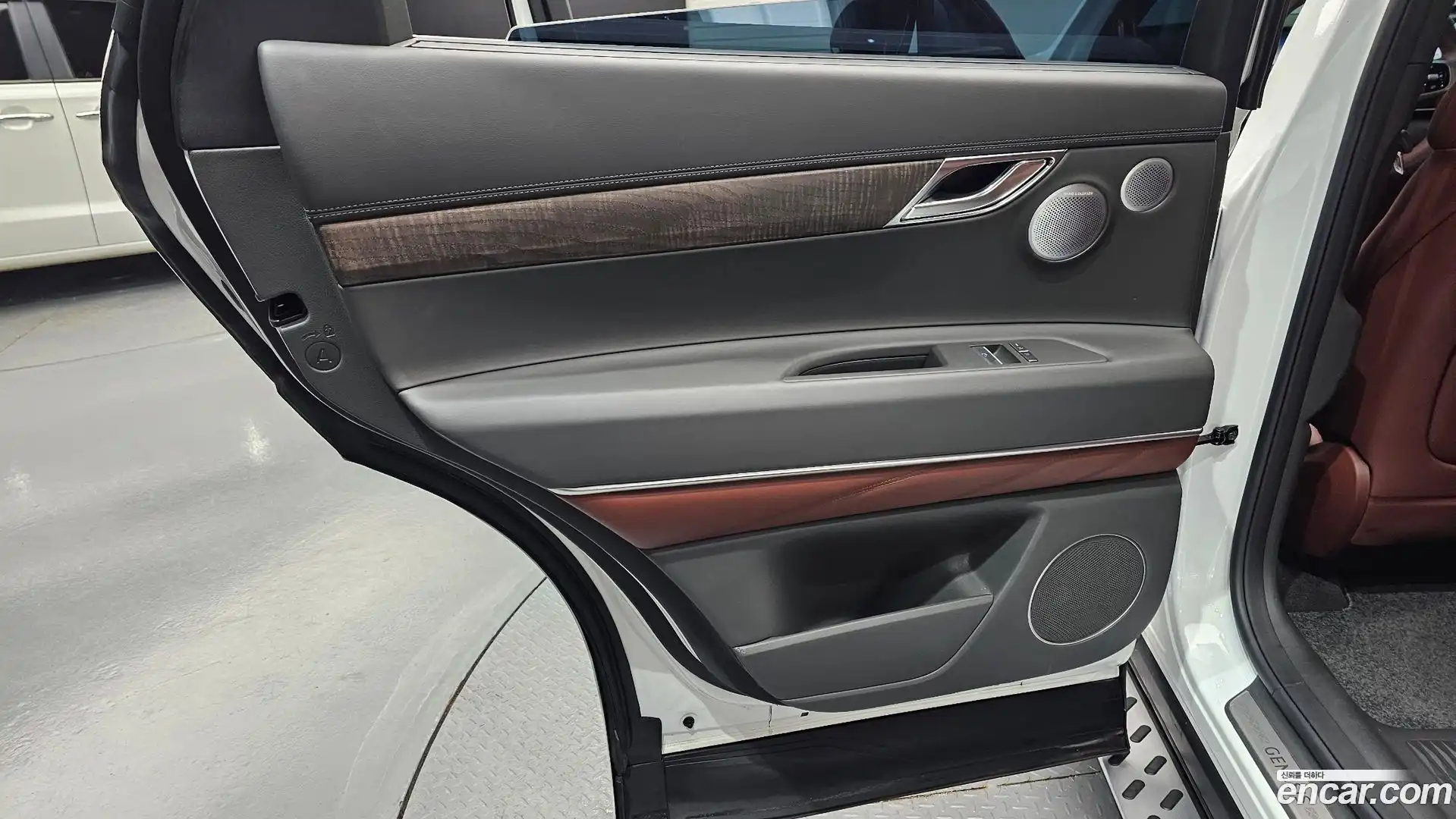 GV80 Genesis 2024.6-INNER-035