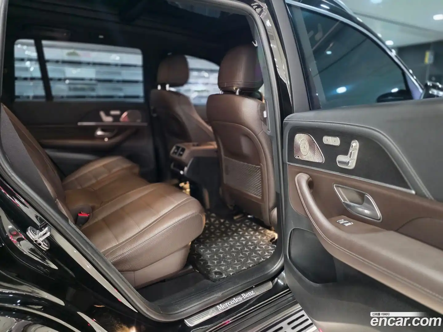 GLS-Class Mercedes-Benz 2022.9-OPTION-016