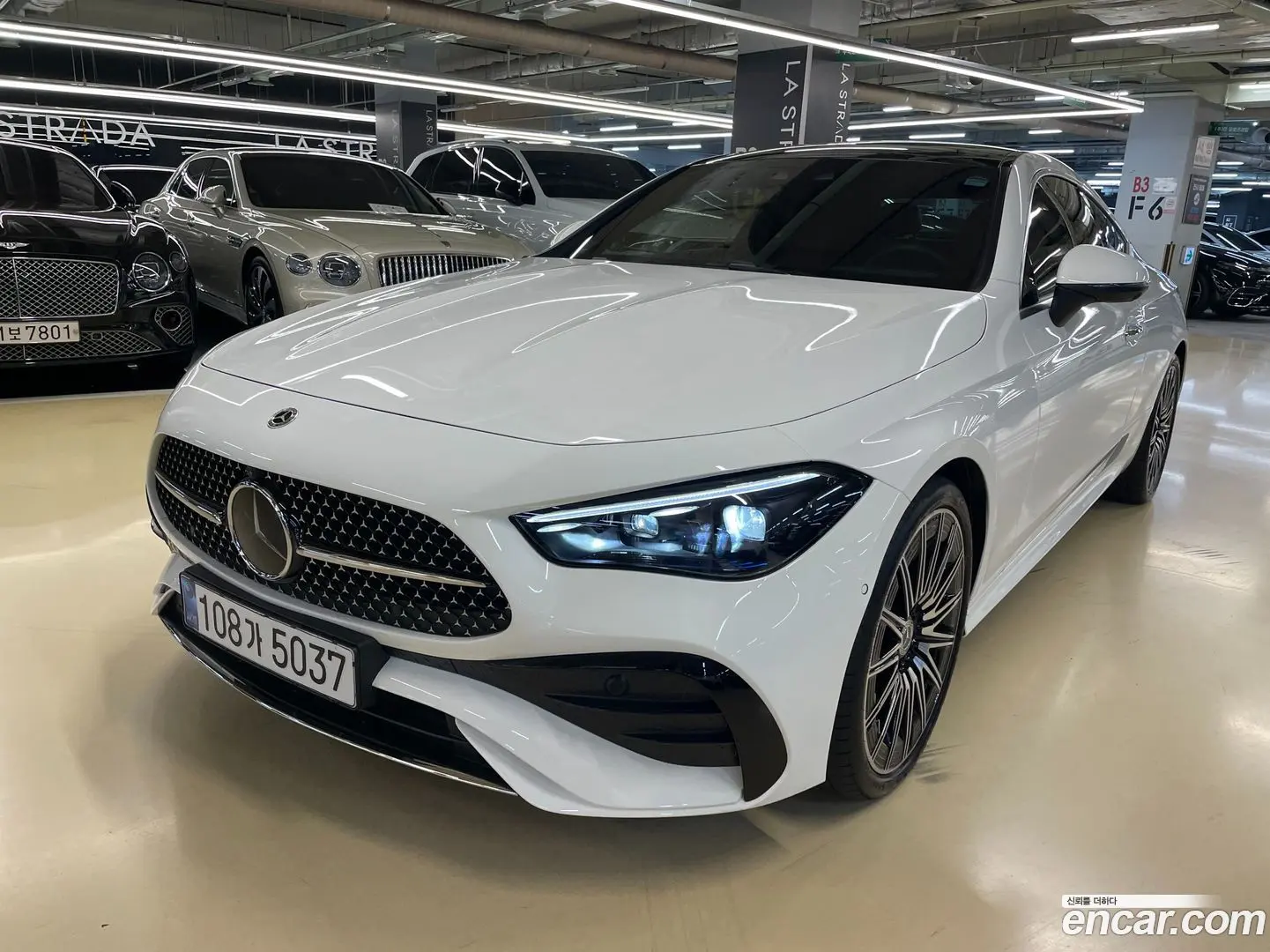 Main__Slider__Photo:CLE-Class Mercedes-Benz 2024.8-0
