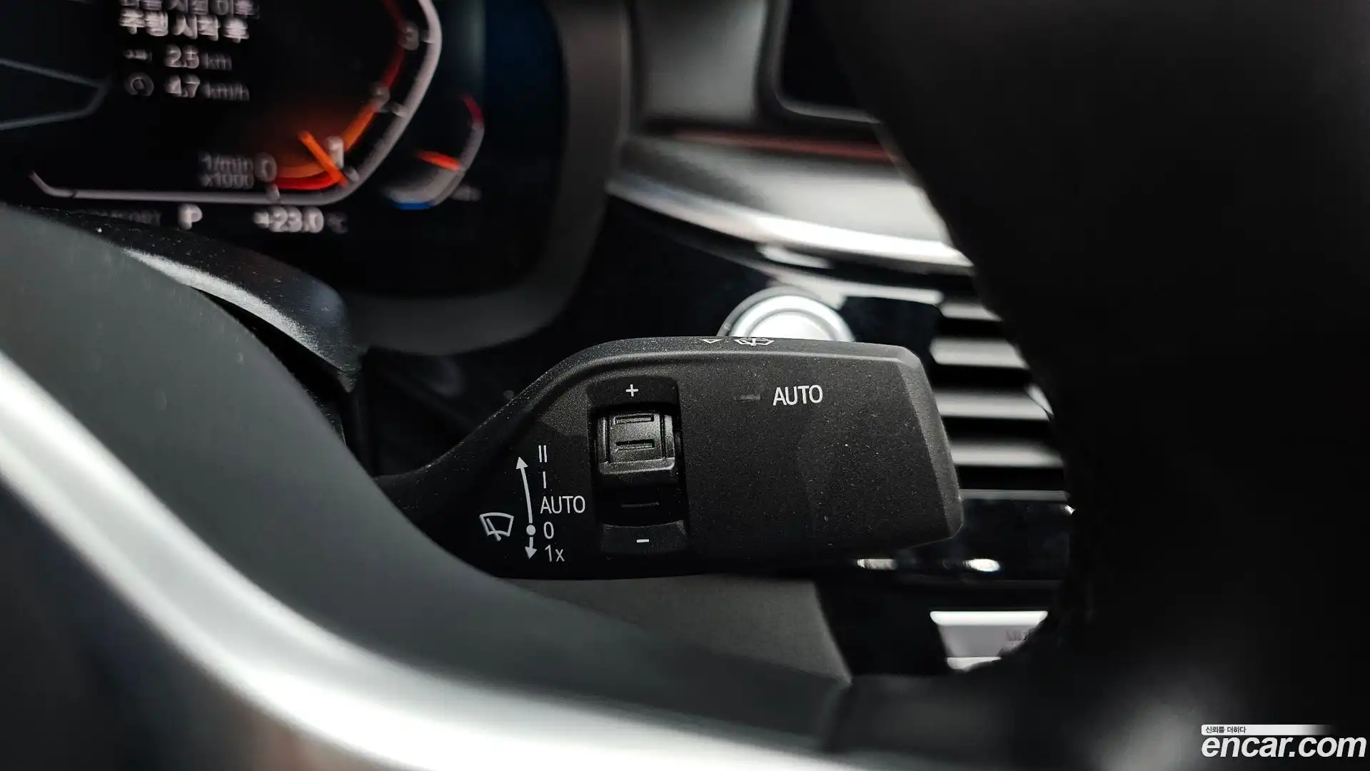 5-Series BMW 2022.8-OPTION-041
