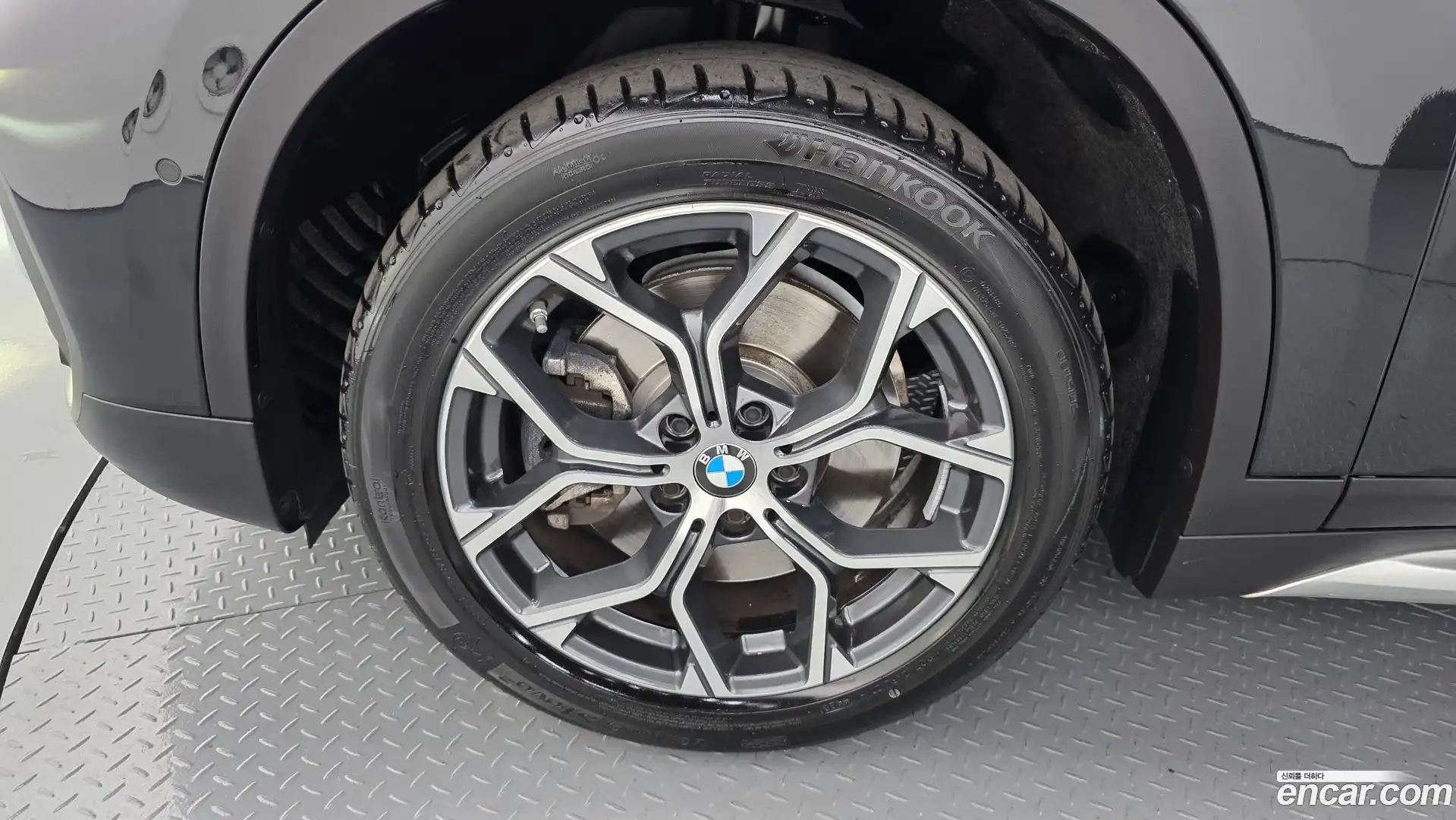 X1 BMW 2021.1-OUTER-005