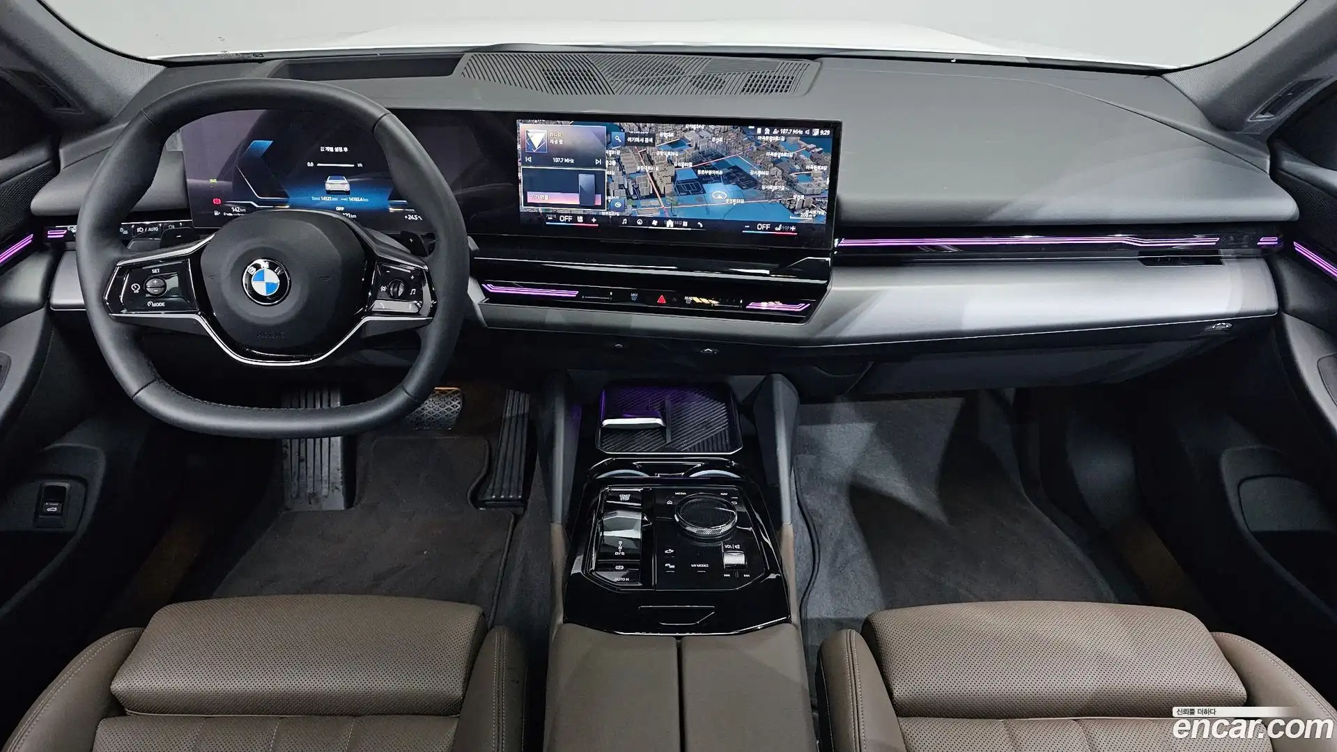 5-Series BMW 2023.11-INNER-007