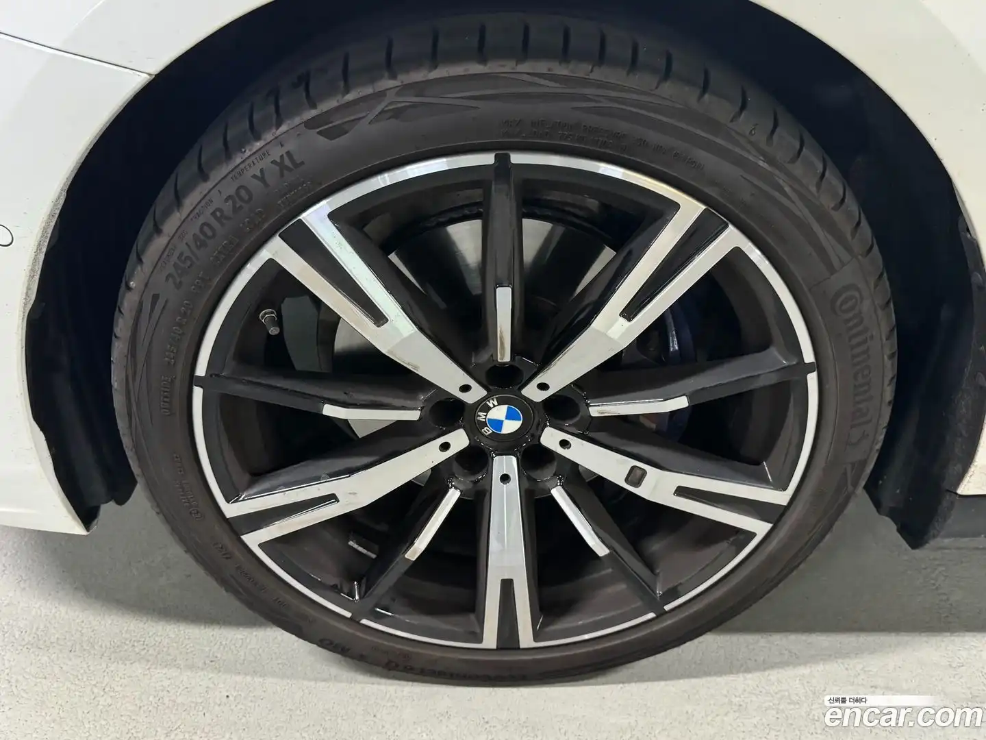 5-Series BMW 2025.5-OUTER-006