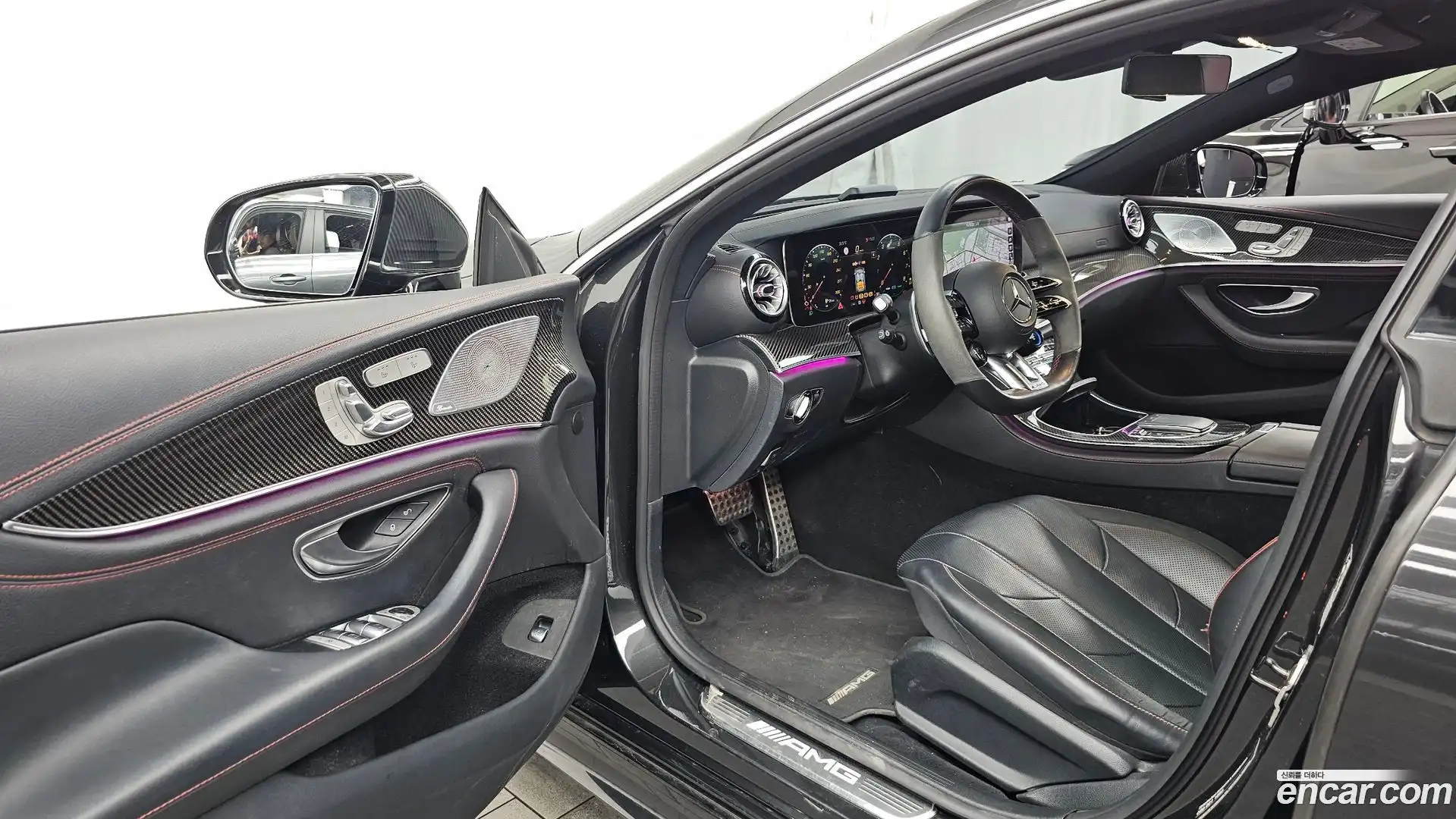 CLS-Class Mercedes-Benz 2022.3-INNER-010
