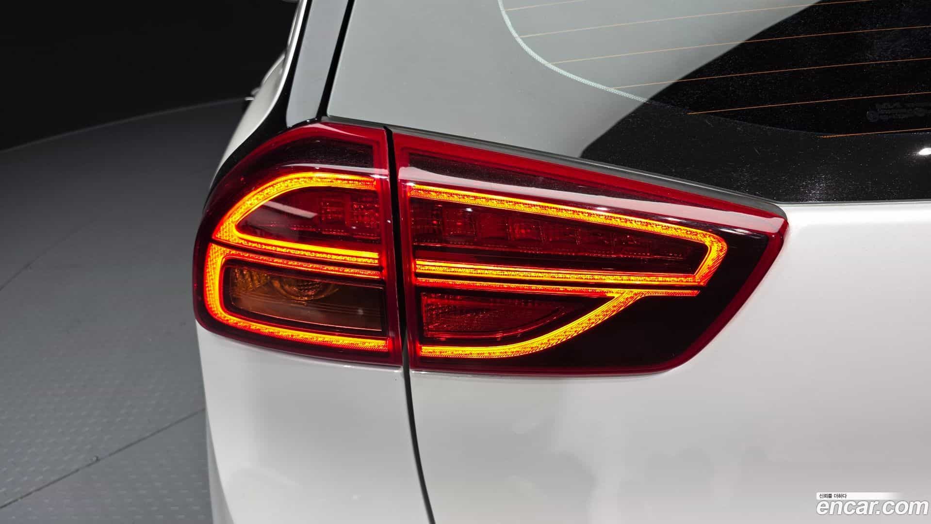 Niro Kia 2021.9-OUTER-033